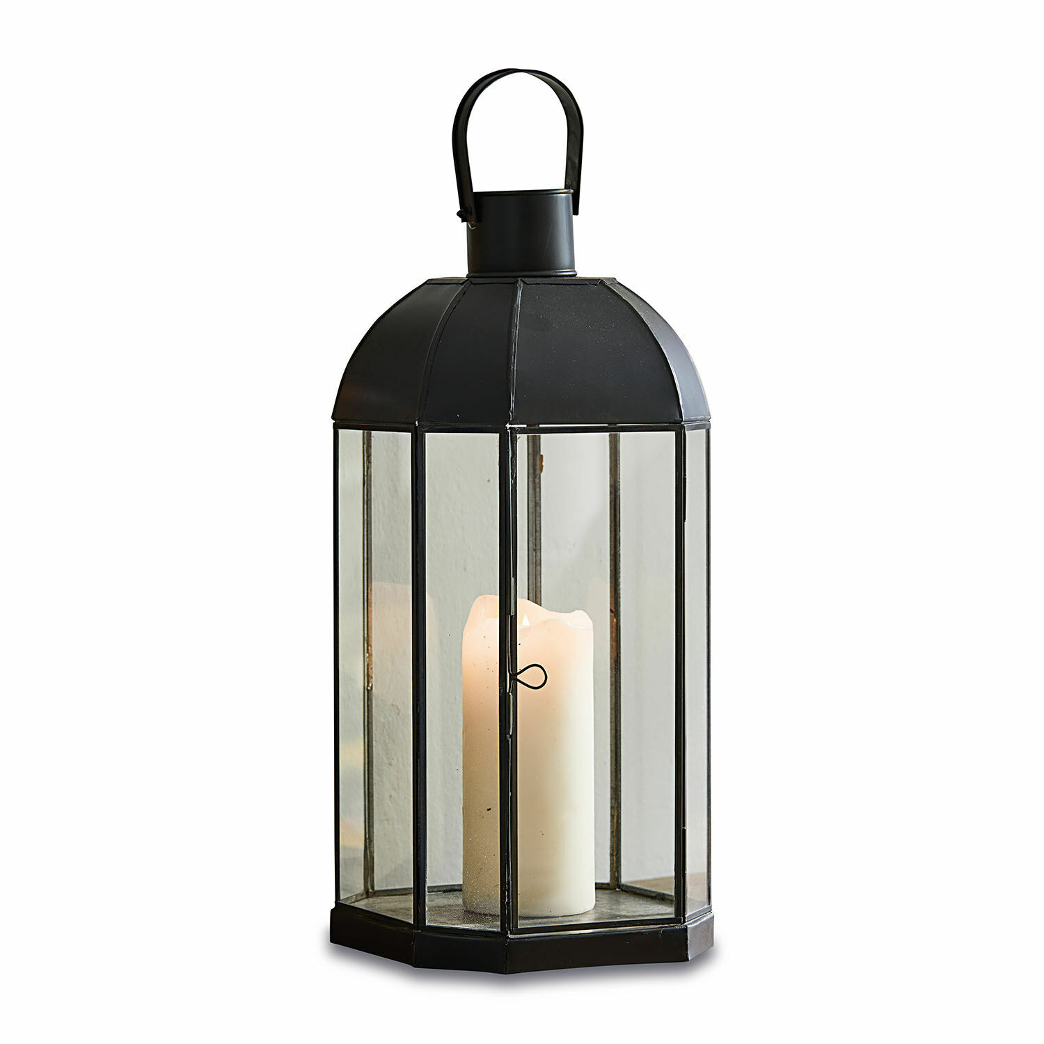 Lantaarn Comines Zwarte metalen lantaarn met helder glas en witte kaars voor binnen- en buitendecoratie