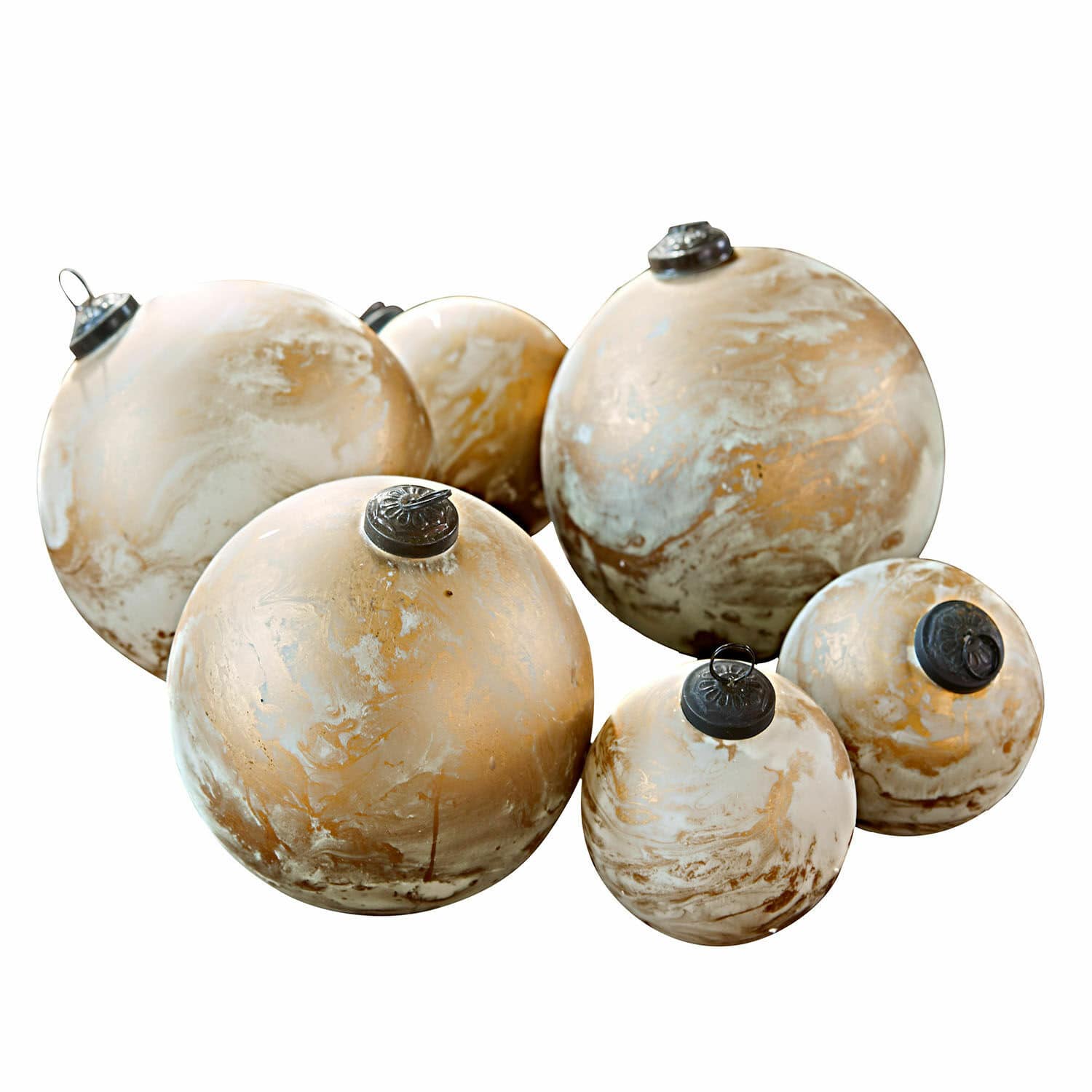 Kerstballen set van 6 Nymeria Set van zes decoratieve kerstballen met beige en gouden marmerpatroon