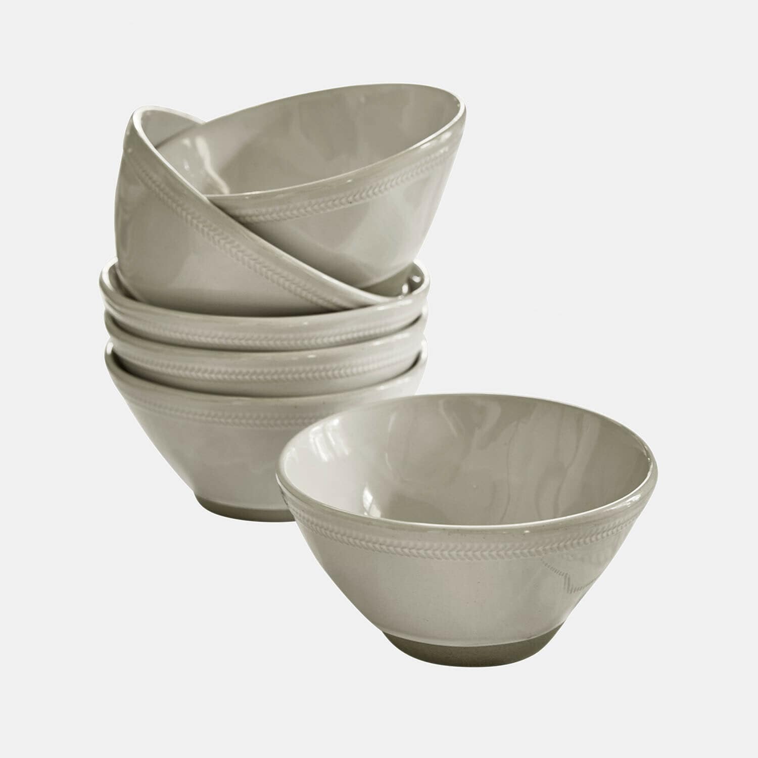 Kommetje set van 6 Norrvik Set van zes crèmekleurige keramische kommen met subtiel patroon aan de rand, perfect voor het serveren van soep