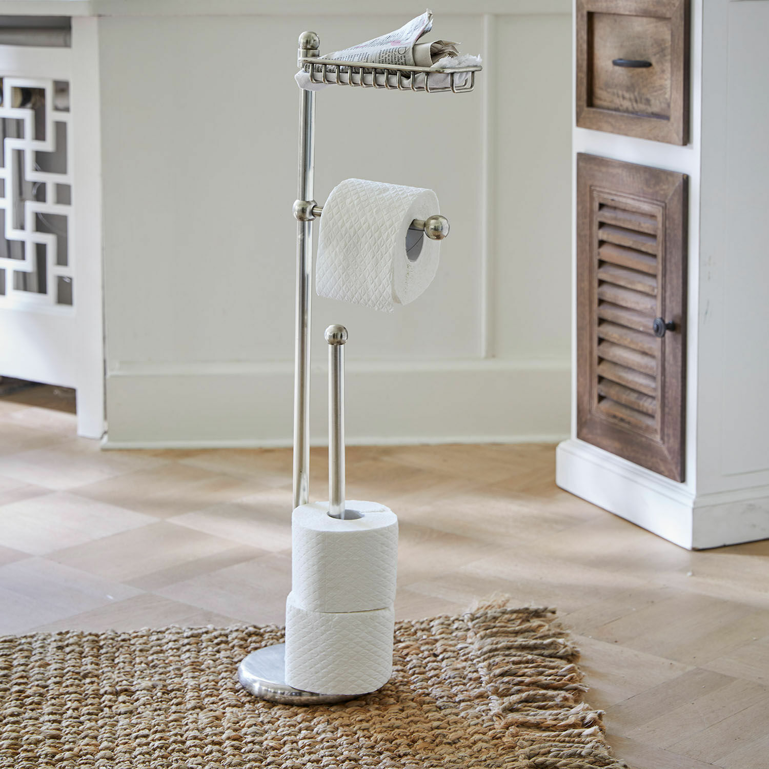 Toiletrolhouder Omerville RVS toiletrolhouder met plankje voor kranten en ruimte voor extra rollen