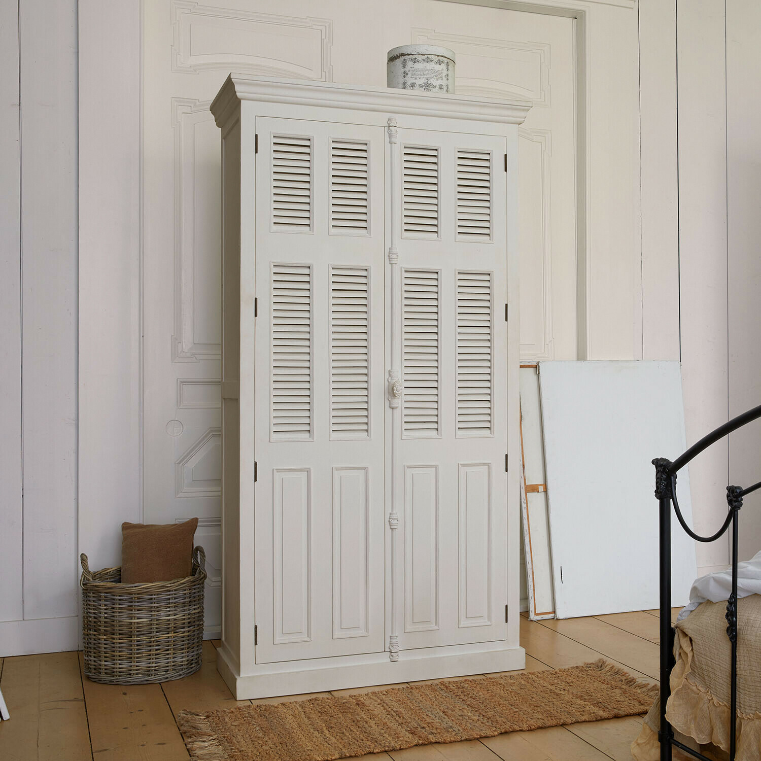 Armoire Elmsworth