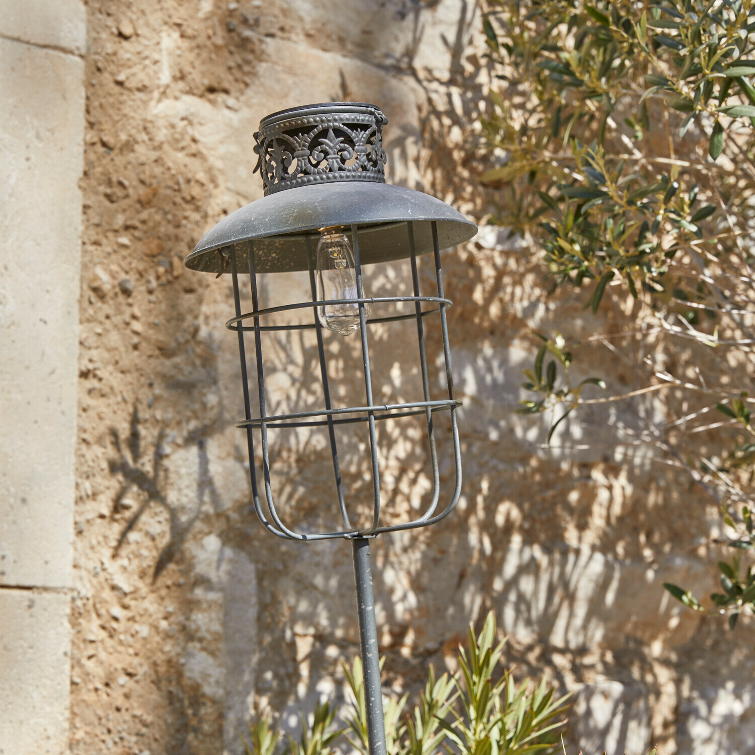 Lanterne solaire Nistos