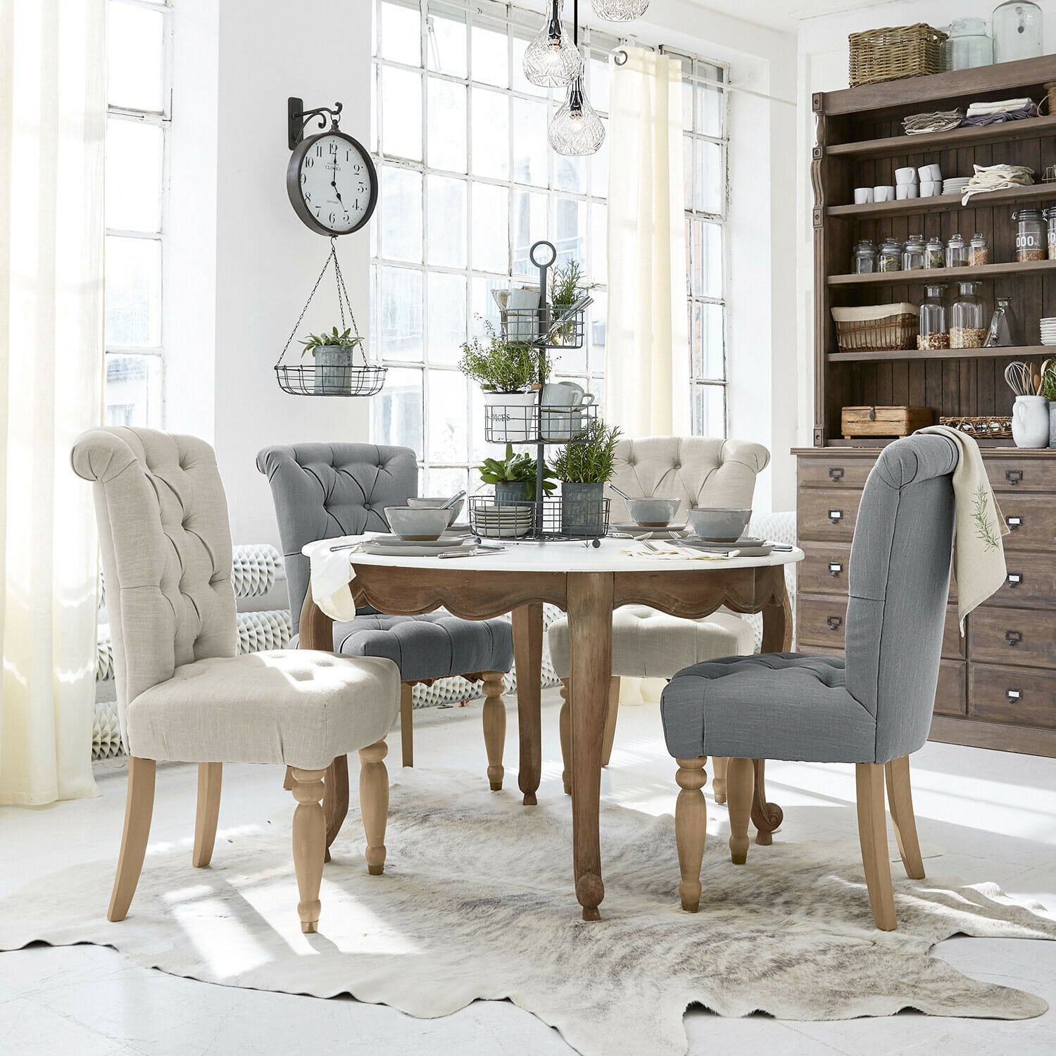 Chaise Claville