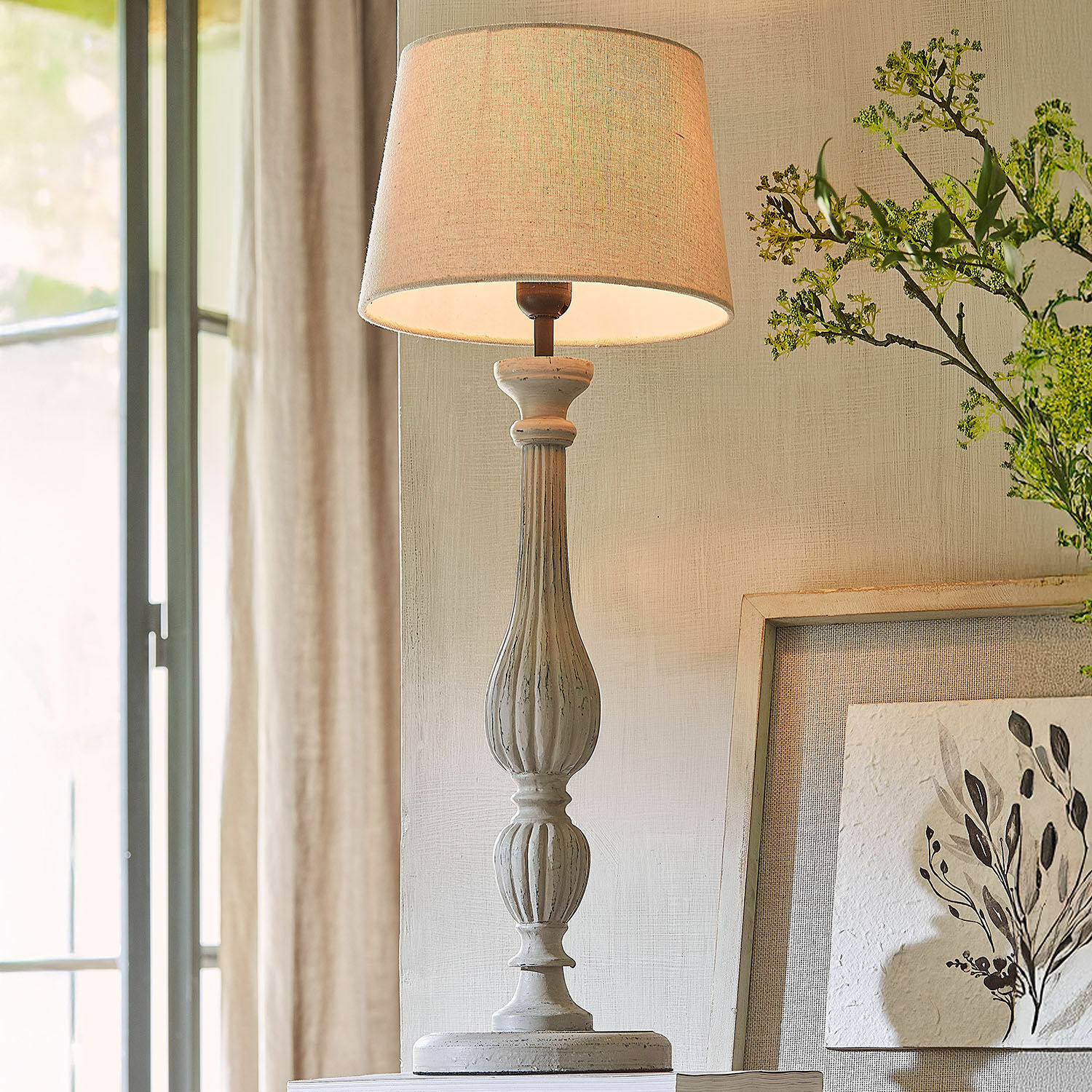 Lampe à poser Zepinal Lampe de table en bois blanc avec abat-jour beige, lampe décorative pour salon
