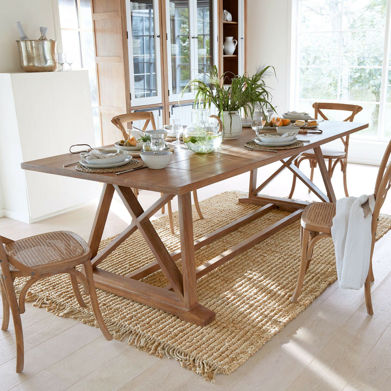 Tafel Isaverny