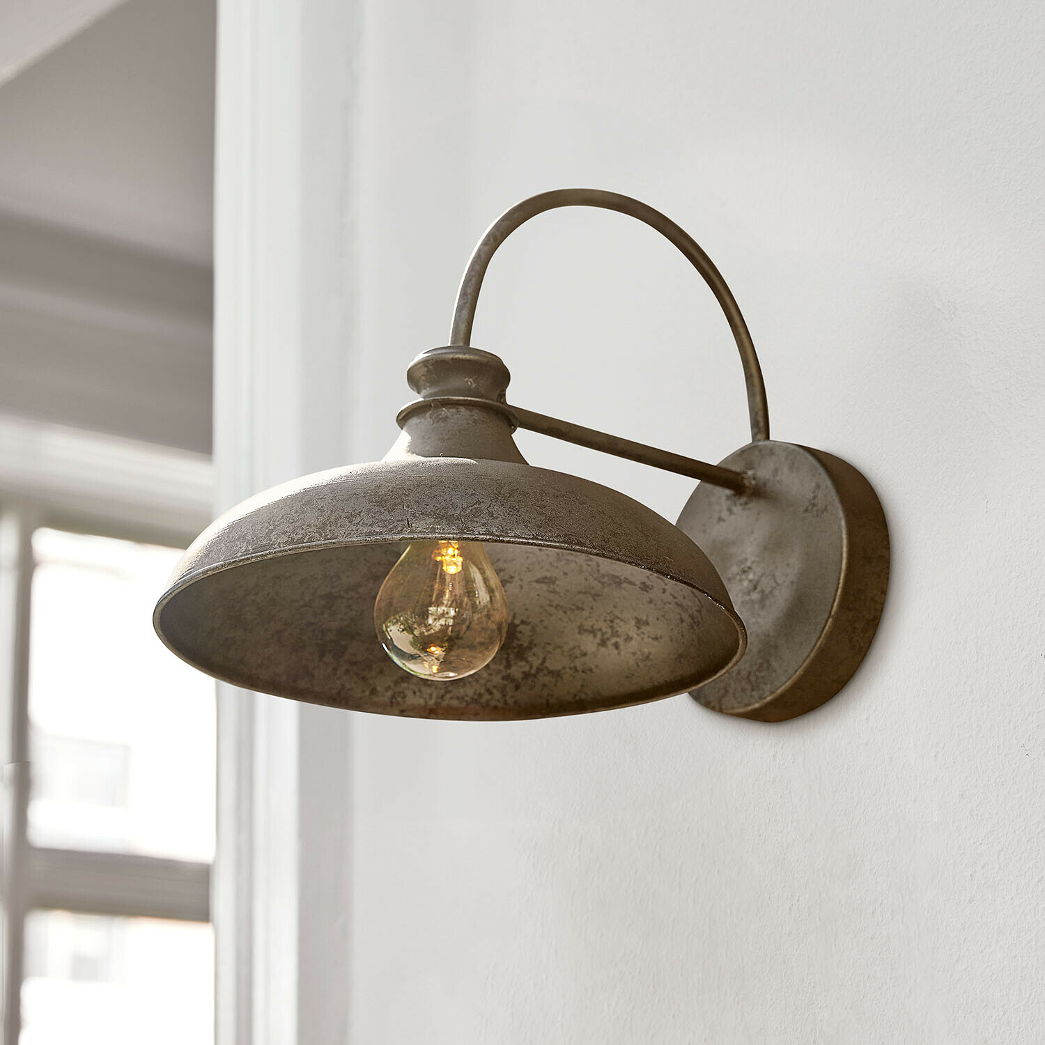 Applique LED Chassorin Applique murale en métal gris style vintage avec ampoule décorative pour éclairage extérieur