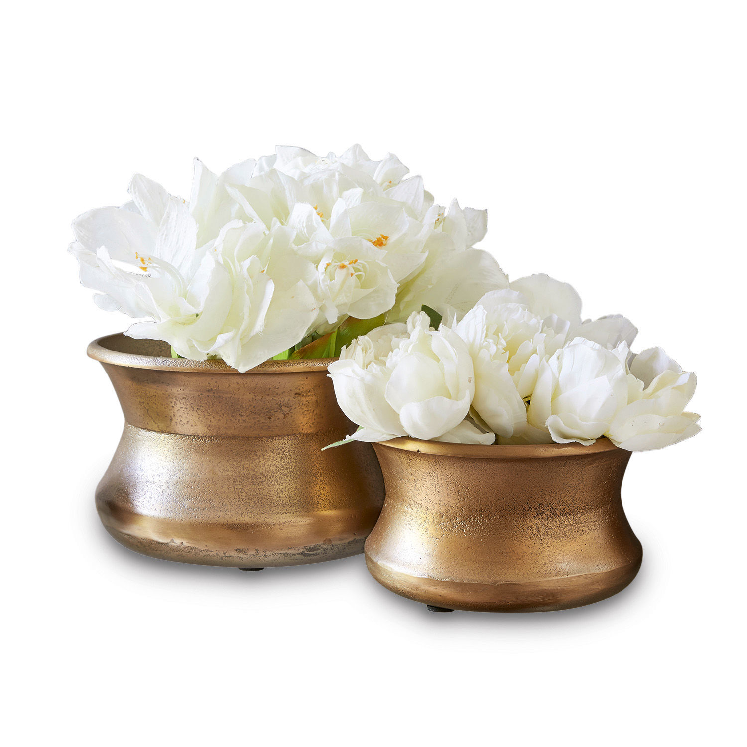Set van 2 Riona vazen in antiek messing met witte decoratieve bloemen