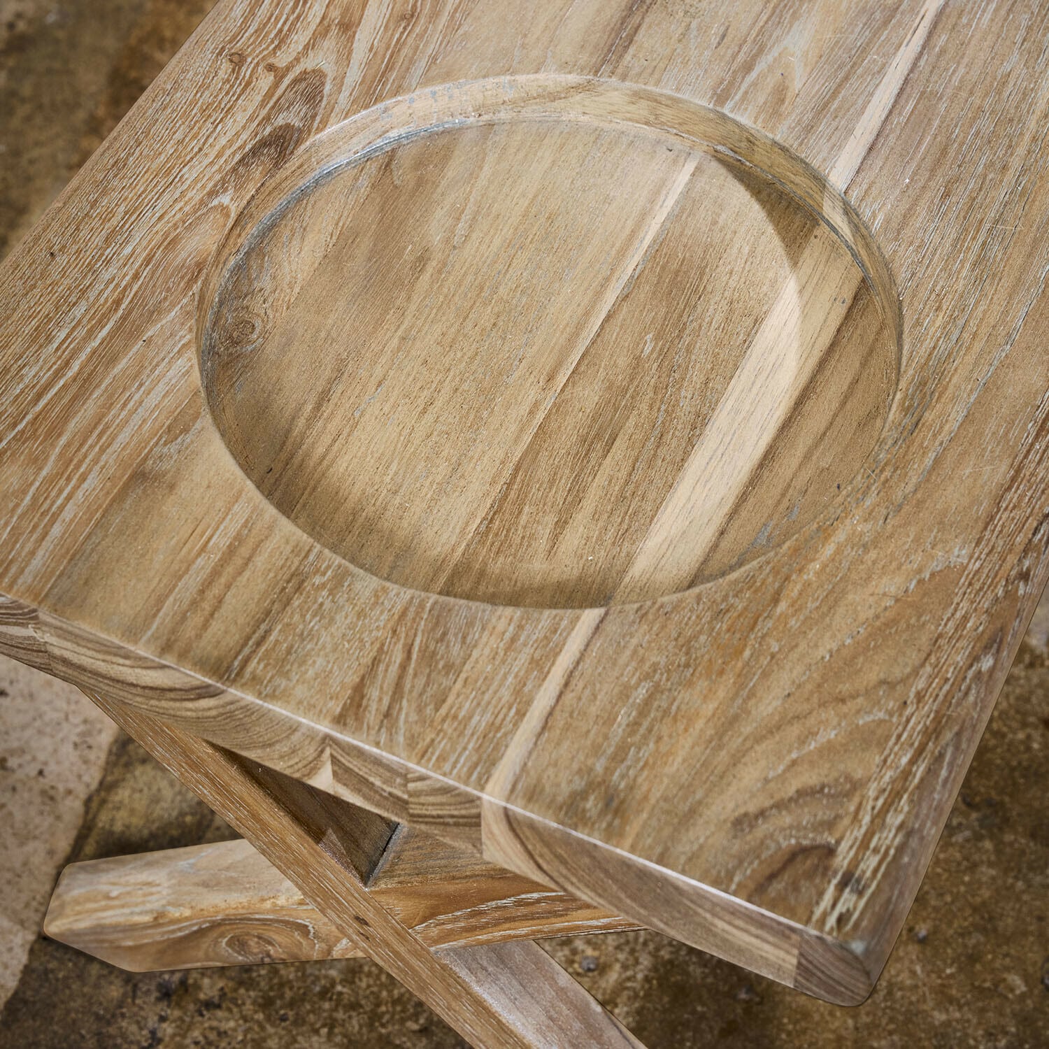 Standaard voor voerbakjes Felluna