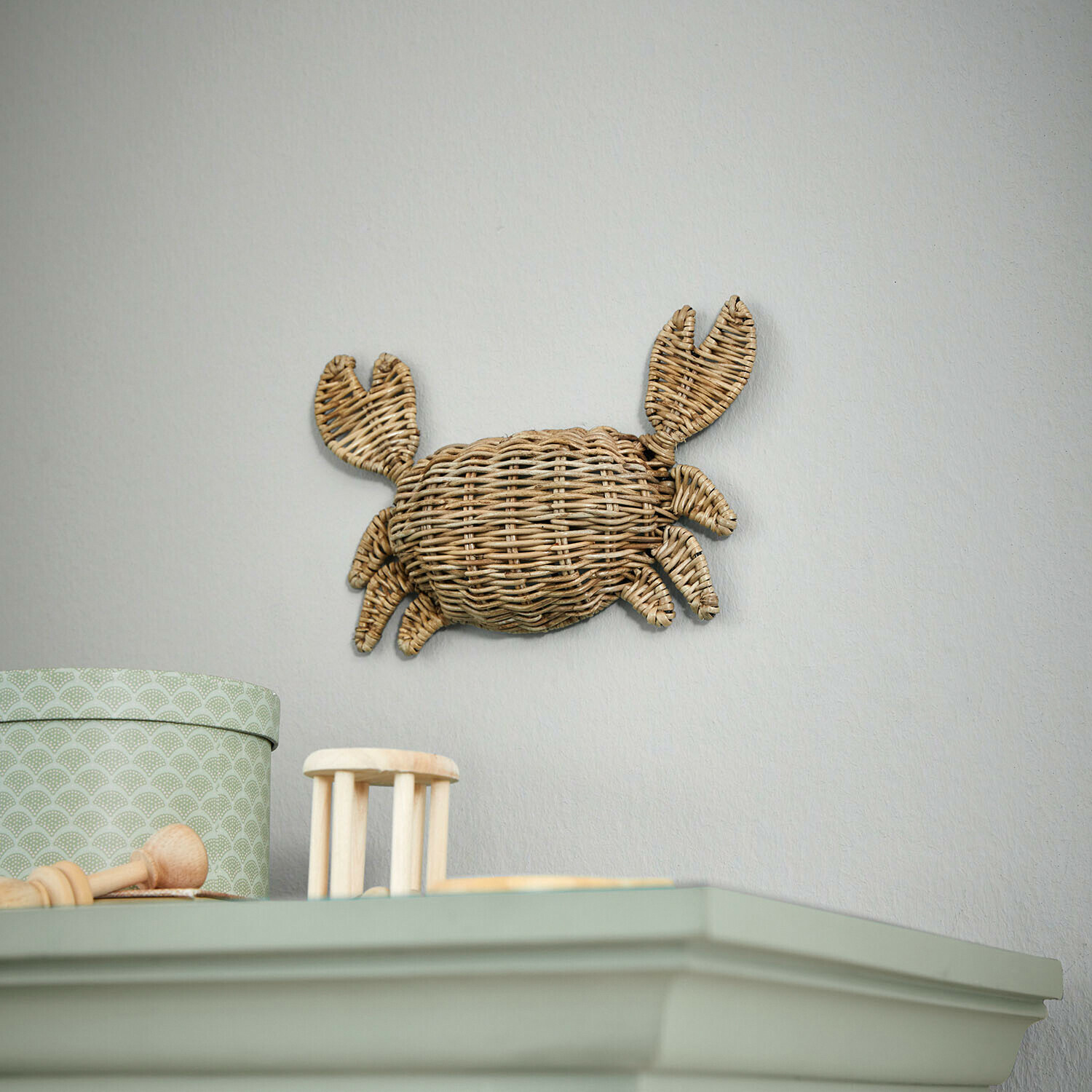 Wanddecoratie Étoille Wanddecoratie krab van natuurlijk riet in lichte kamer, maritieme woonaccessoire