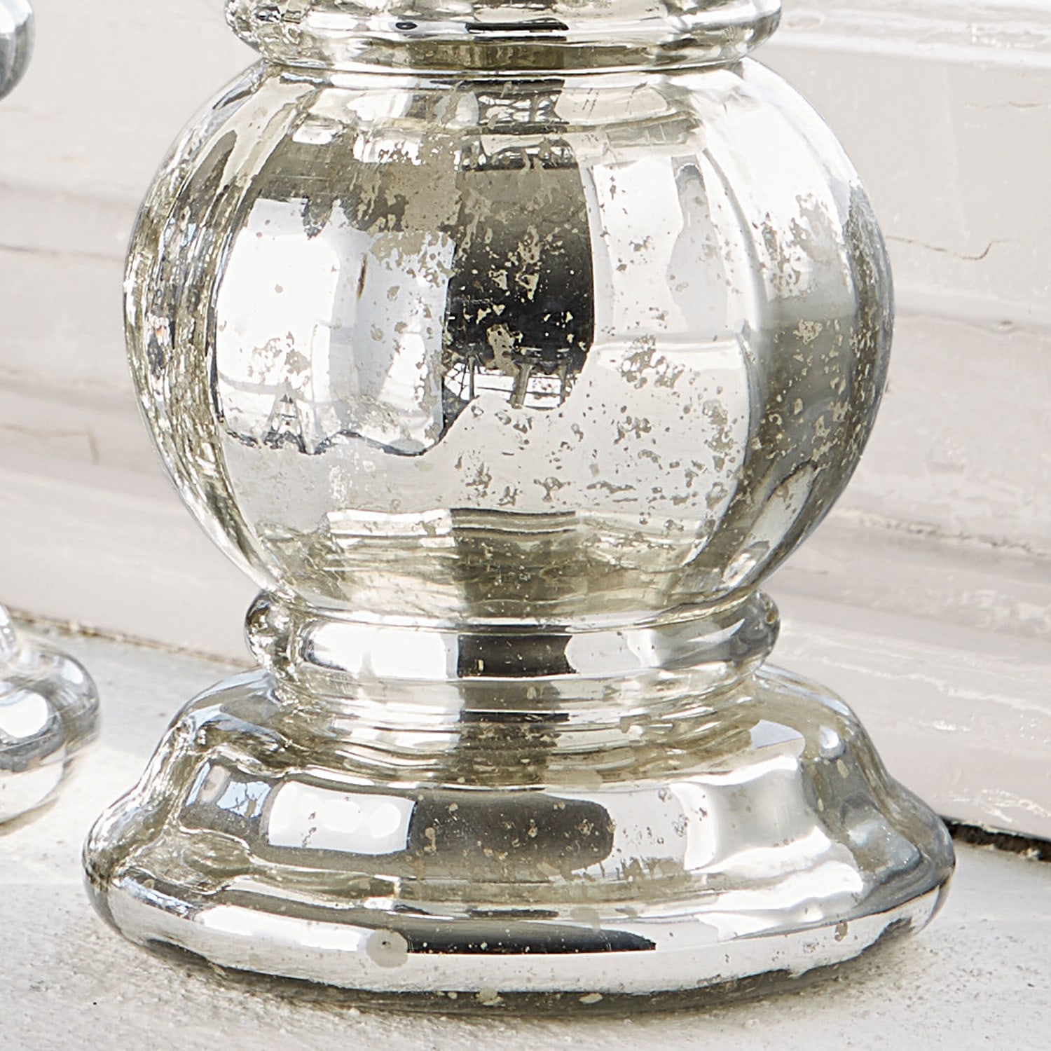 Lot de 2 chandeliers Konstantin