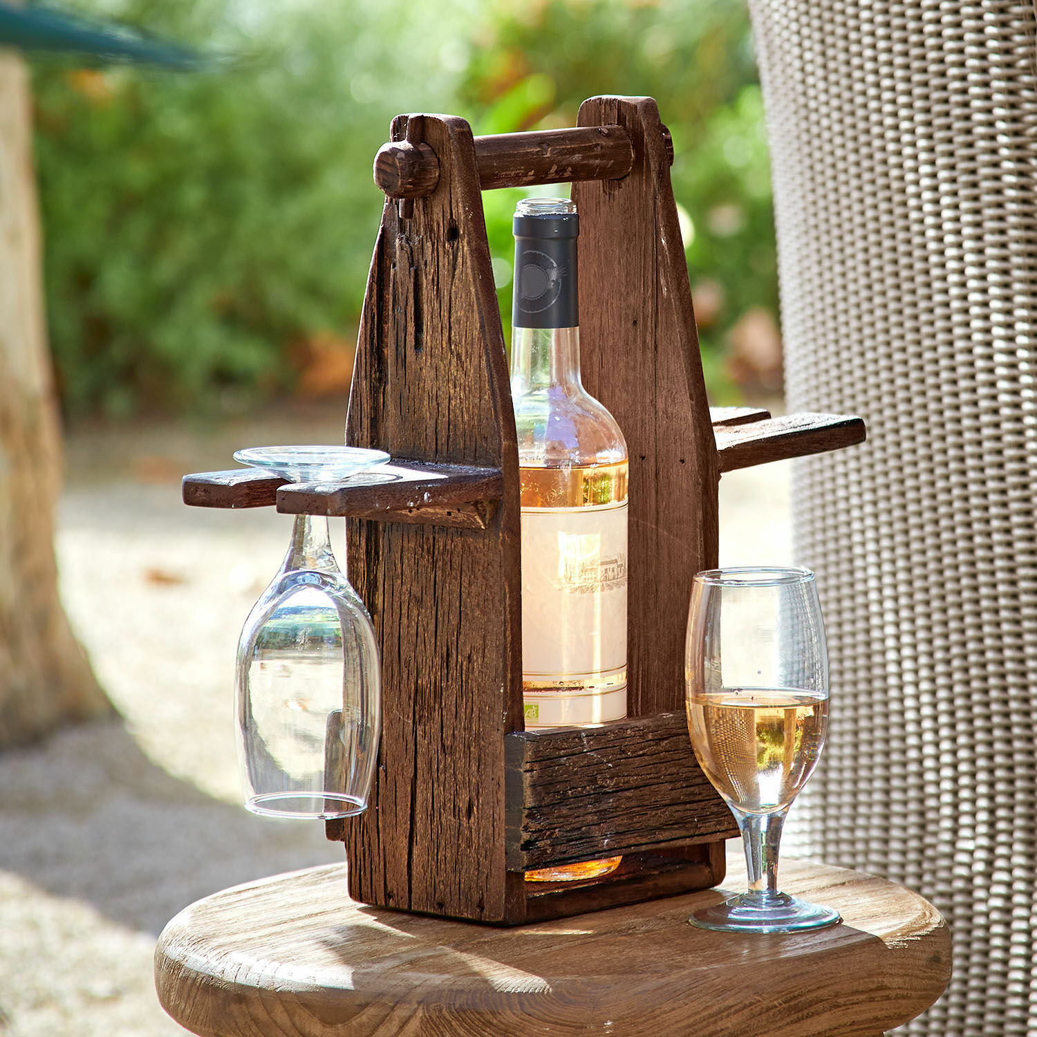 Verres et support Préalon Porte-bouteille en bois rustique avec emplacement pour bouteille et verres à vin, couleur marron