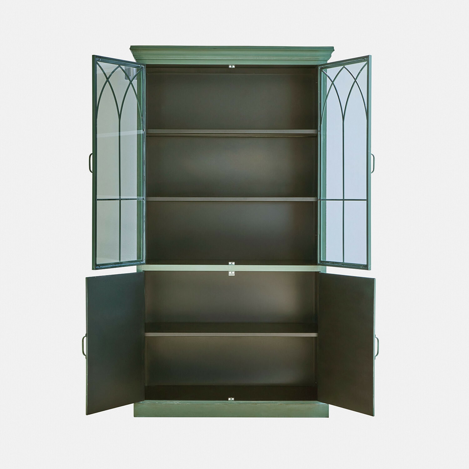 Kast Tivareño