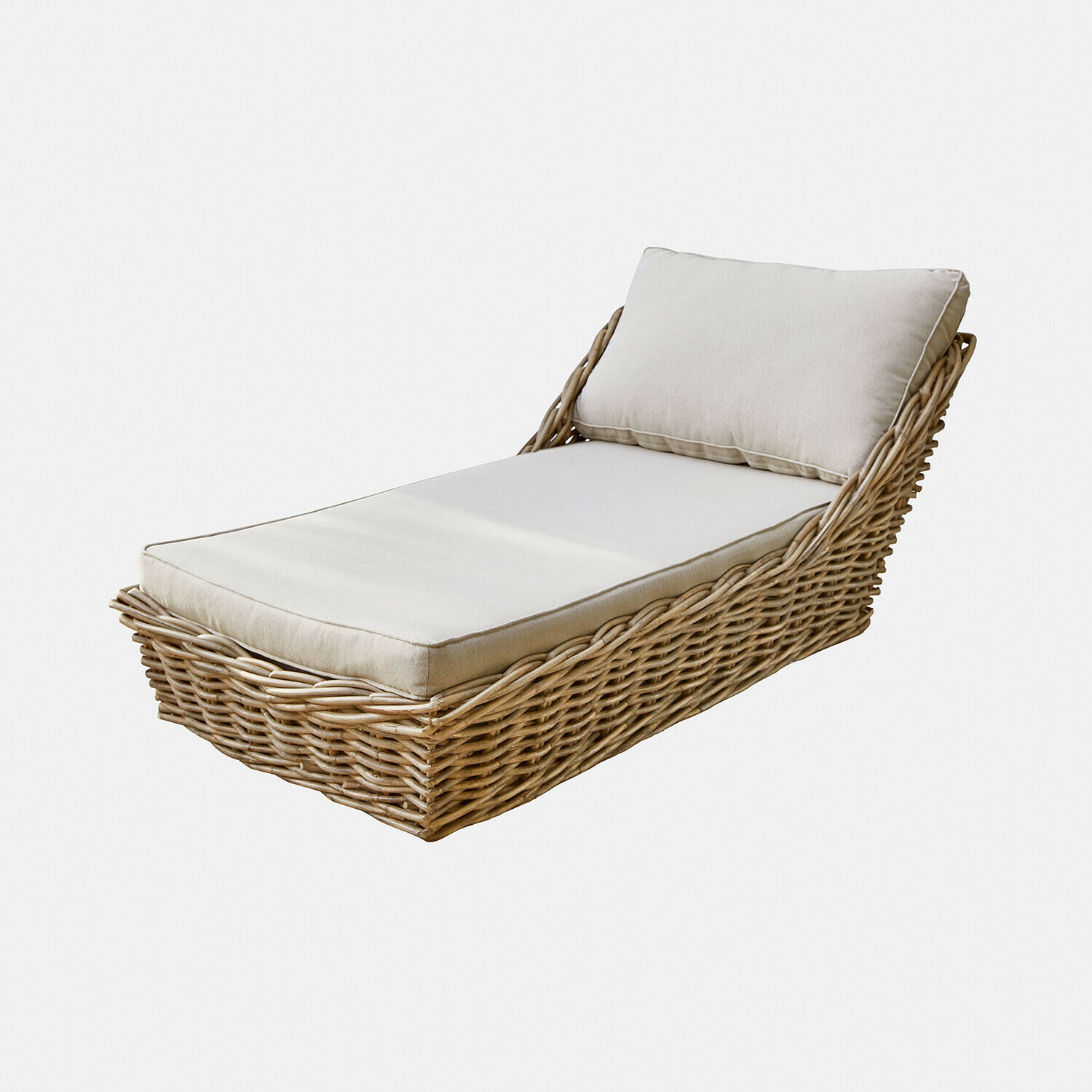 Ligbed Varolinos Rotan ligstoel met crème kussen en matras, comfortabele tuinmeubel voor ontspanning
