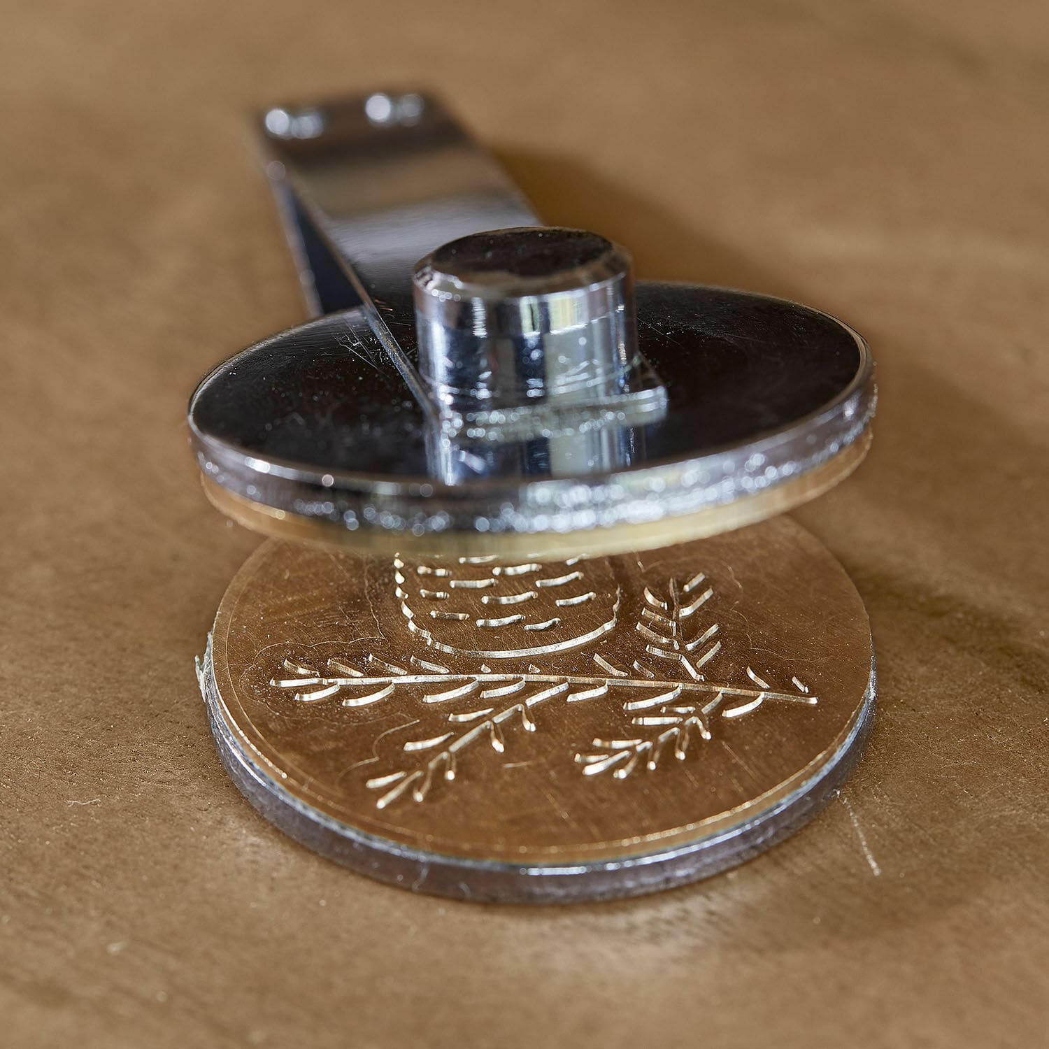Reliëfstempel Prenisto
