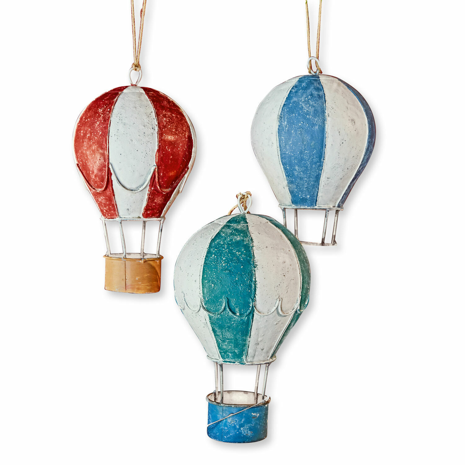 Décorations en métal en forme de montgolfières rouges, bleues et vertes à suspendre