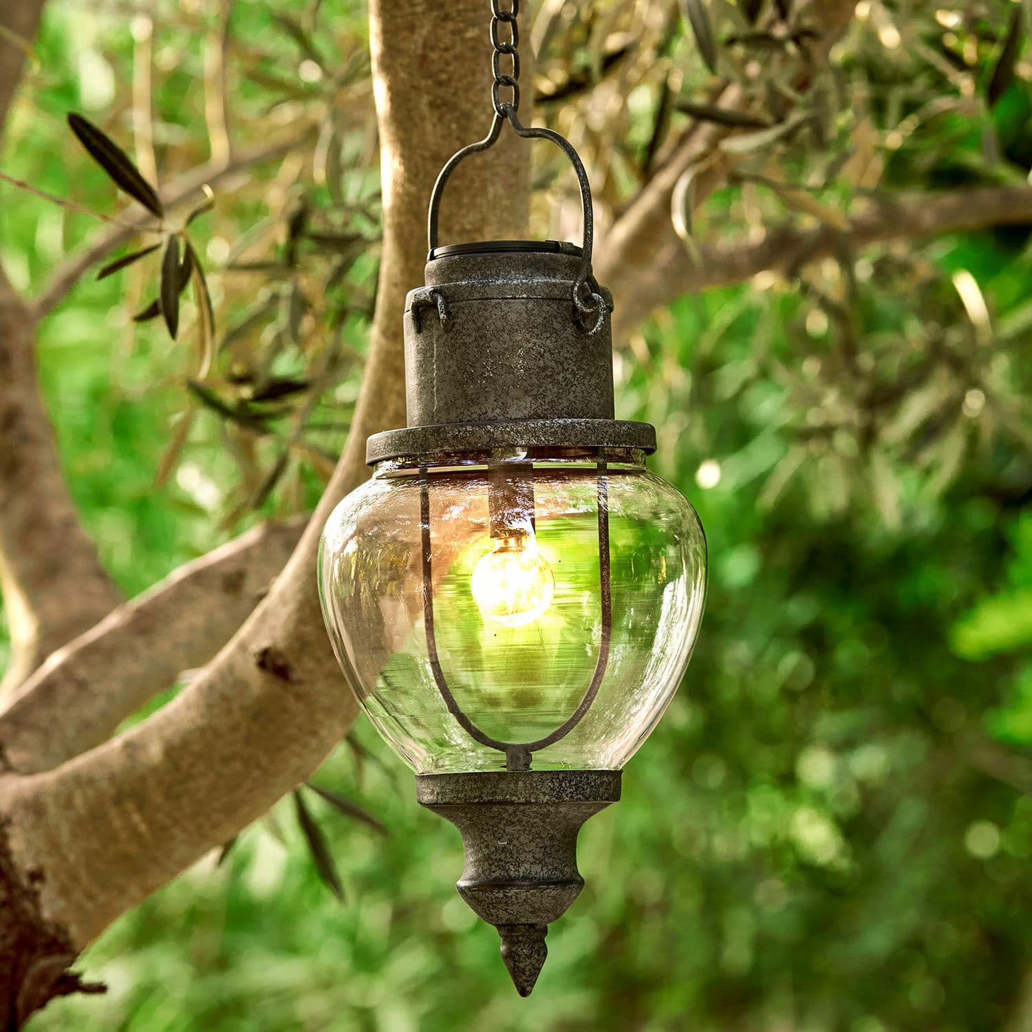Hanglantaarn op zonne-energie Relixan Hangende buitenlamp van grijs metaal met doorzichtige glazen kap, decoratieve tuinverlichting