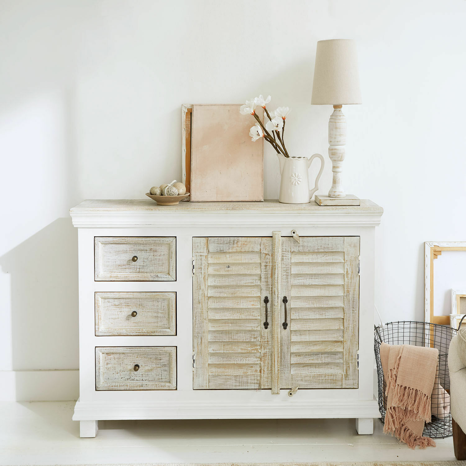 Commode Nevellique