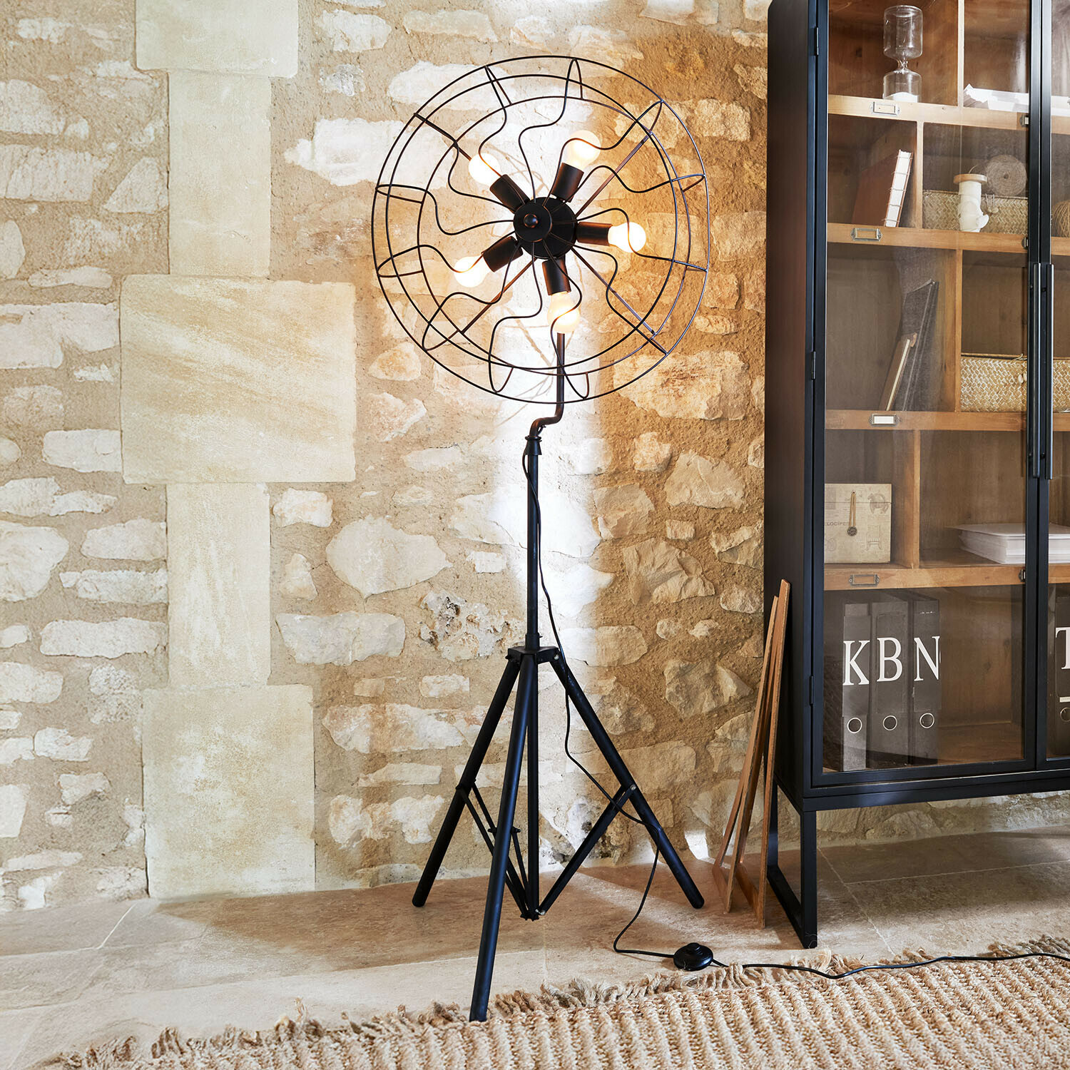 Lampadaire Thunderfield Lampadaire noir en métal sur trépied avec ampoules style industriel pour salon moderne