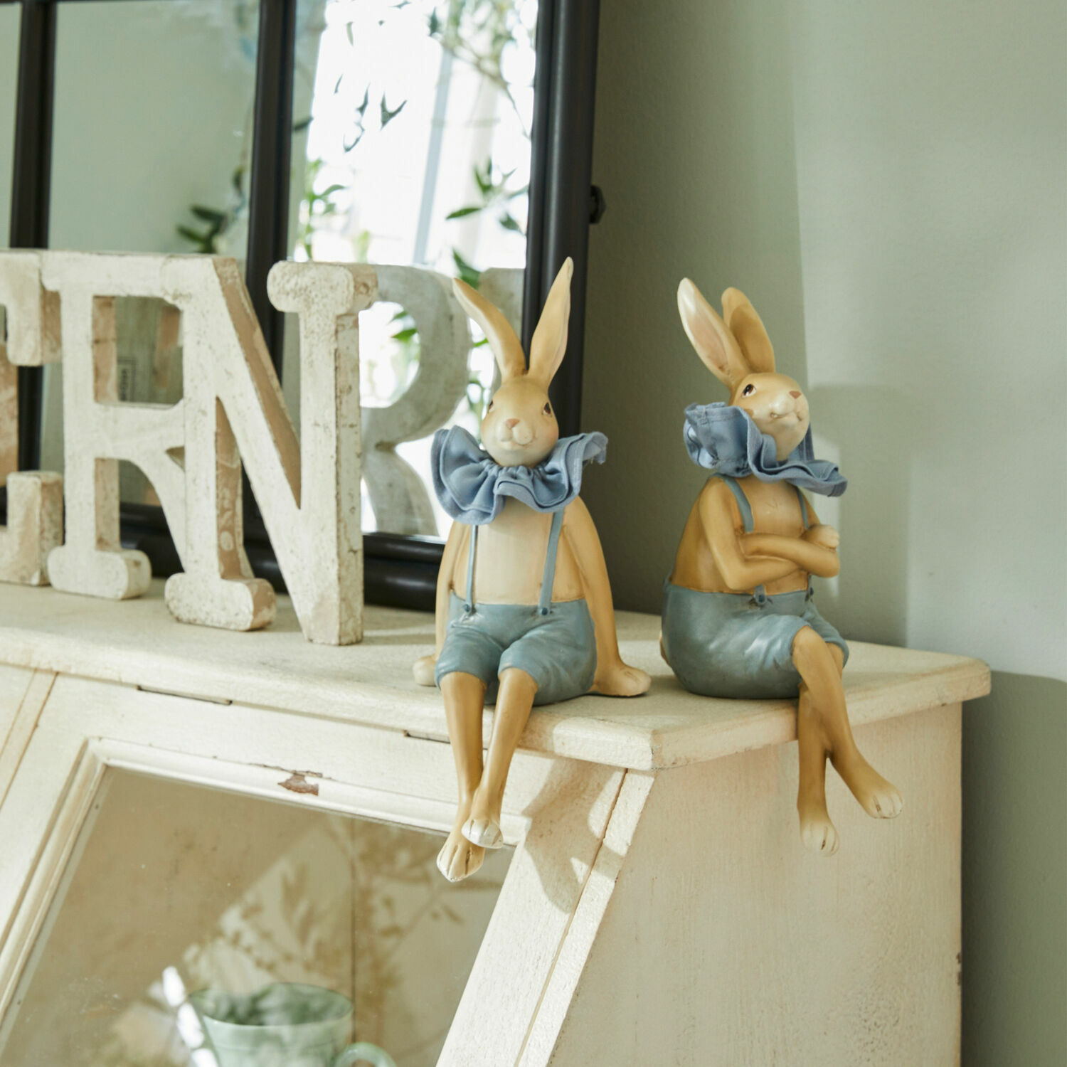 Lot de 2 lapins Shanece