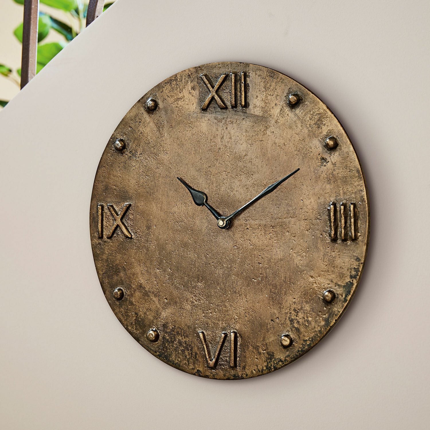 Horloge Kaleens Horloge murale ronde en métal couleur or ancien avec chiffres romains et aiguilles noires
