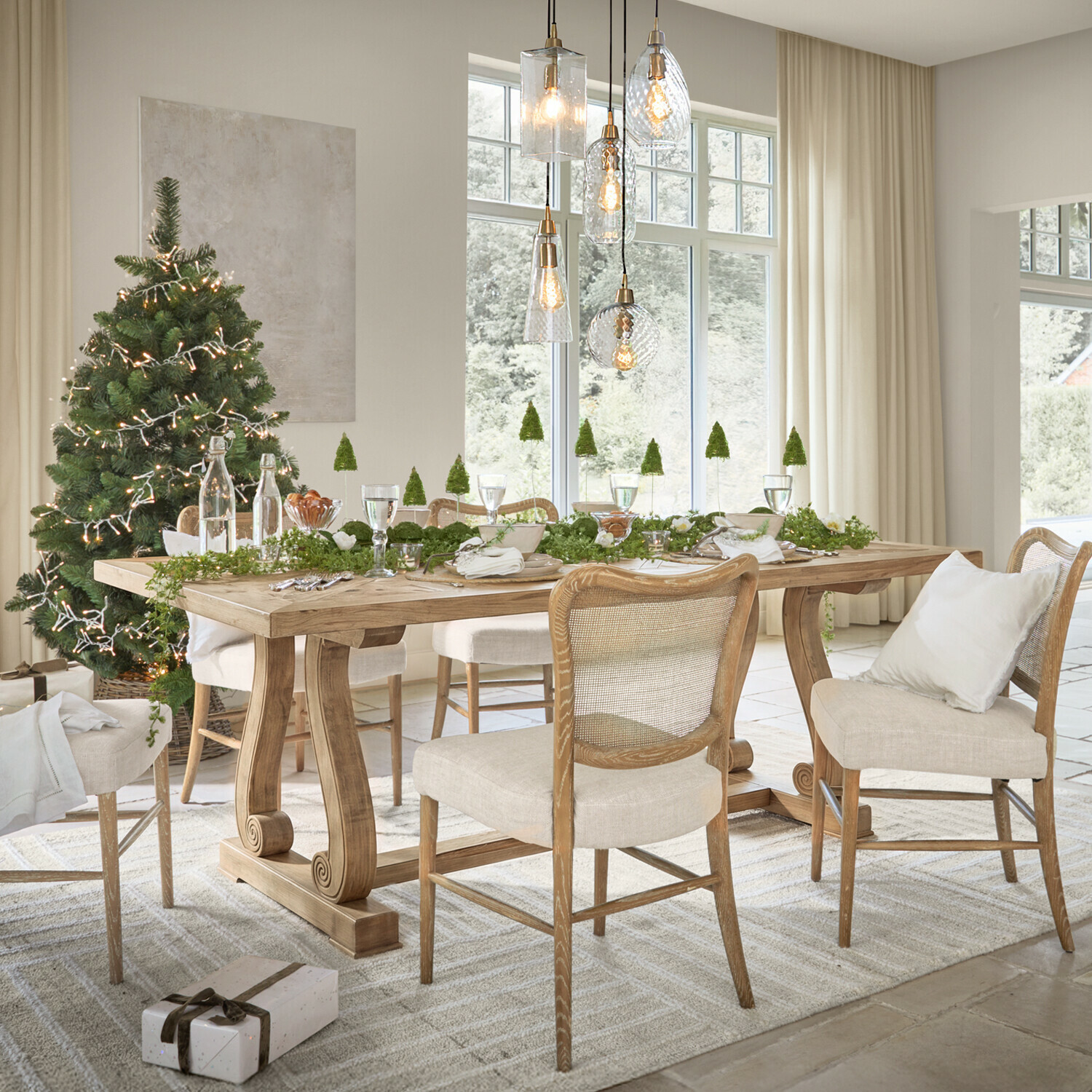 Lot de 4 sapins décoratifs Cassiola