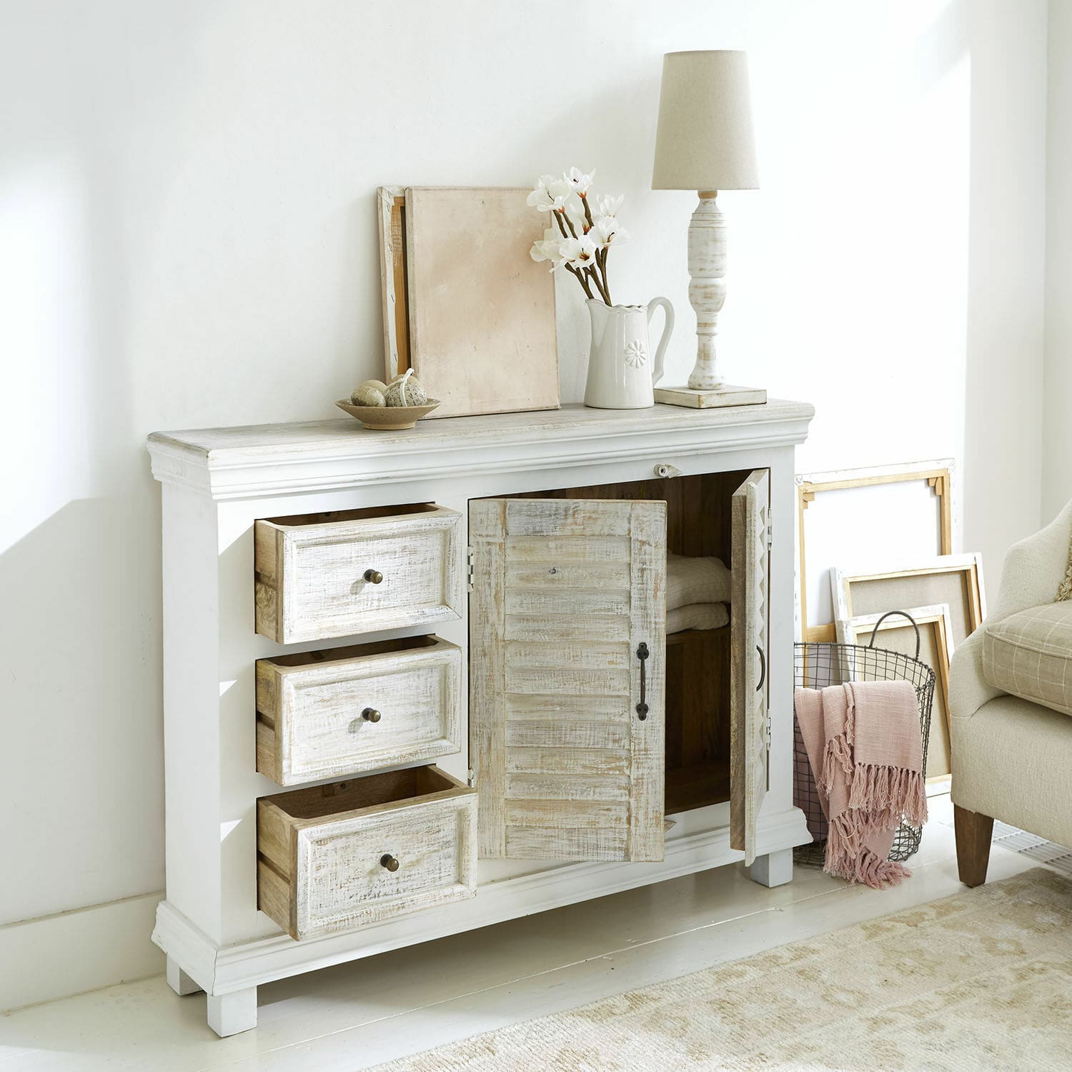 Commode Nevellique
