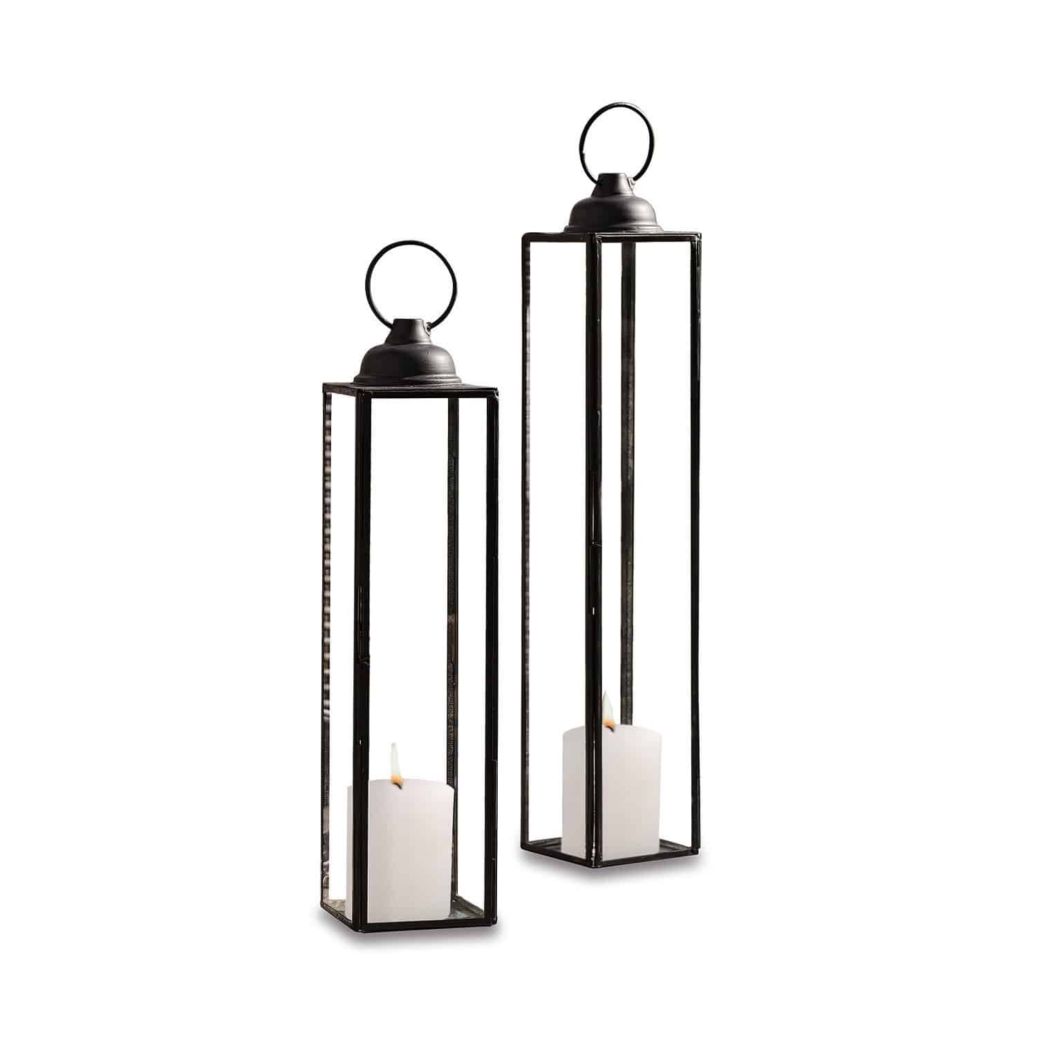 Lantaarn set van 2 Radu Set van twee zwarte metalen lantaarns met witte kaarsen voor binnen- en buitendecoratie