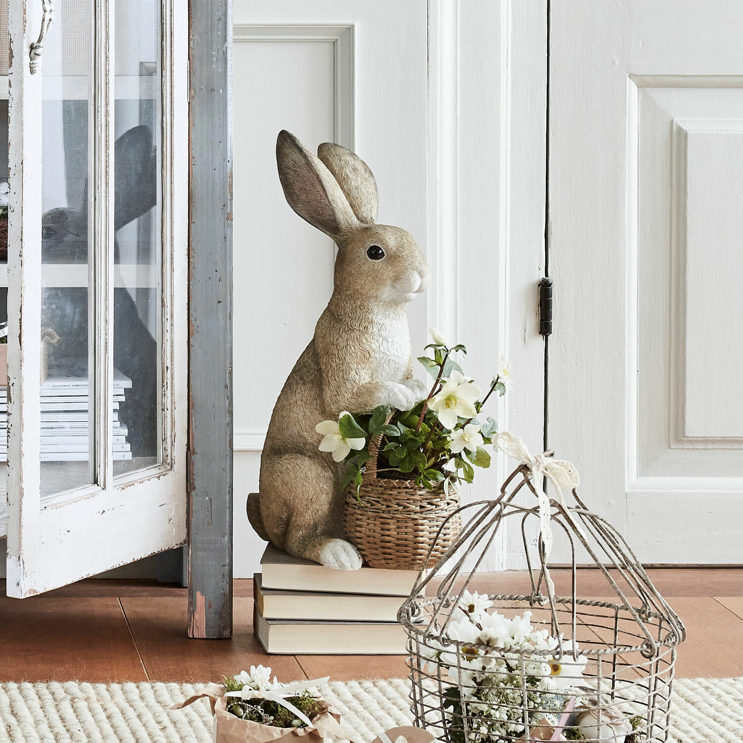 Lapin avec corbeille Alais