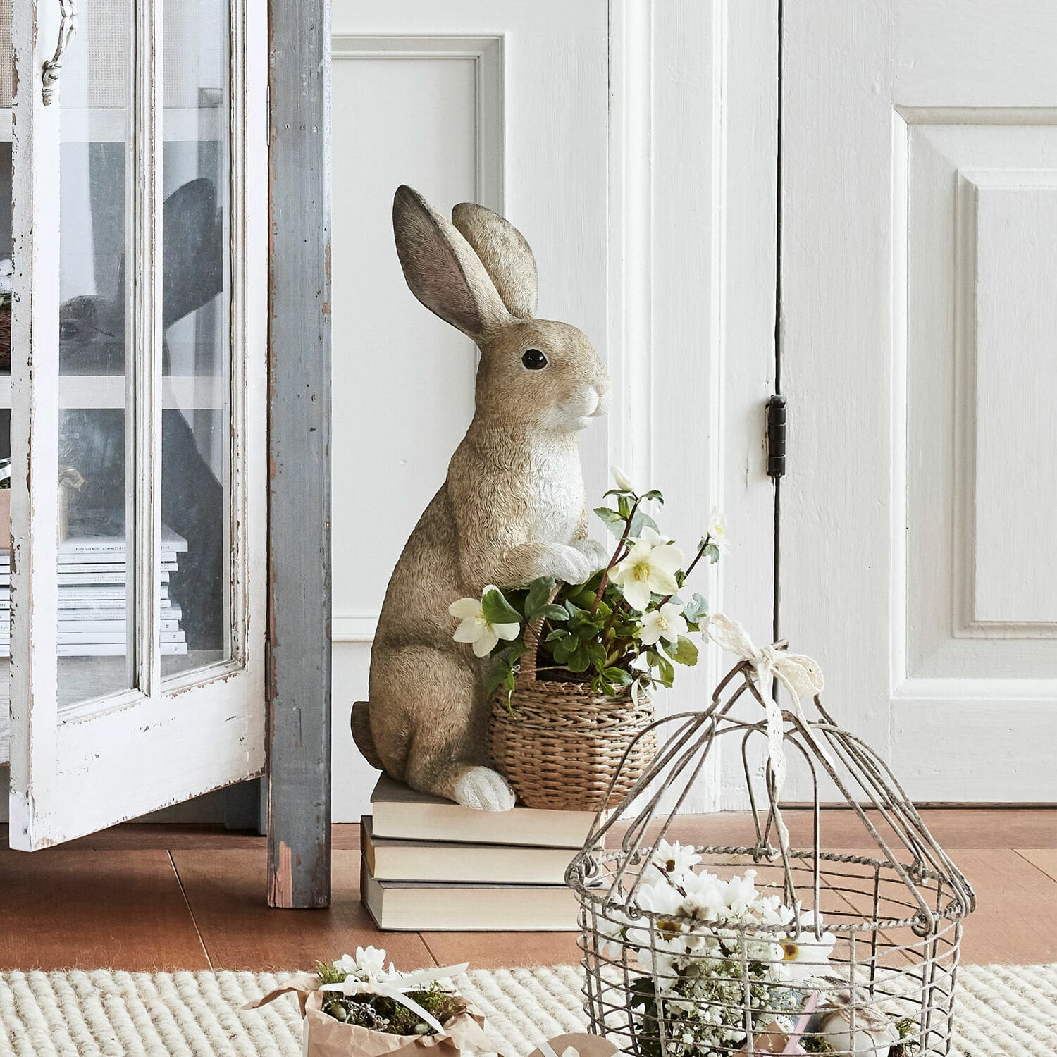 Lapin avec corbeille Alais