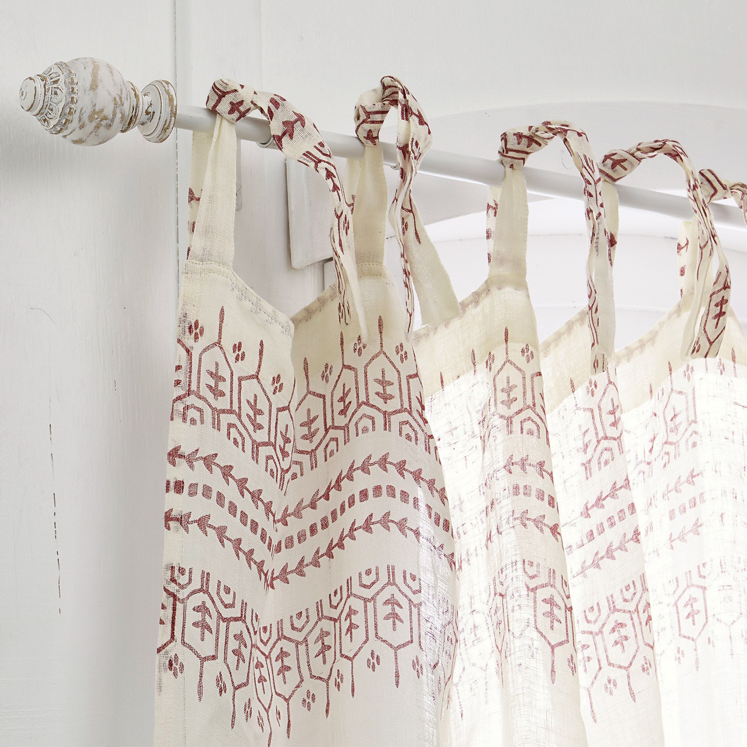 Tringle à rideaux Trangé Rideau en coton crème avec motif géométrique rouge et boucles pour suspension facile
