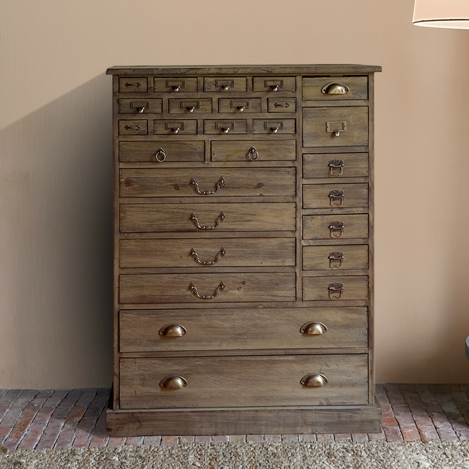 Commode Darling