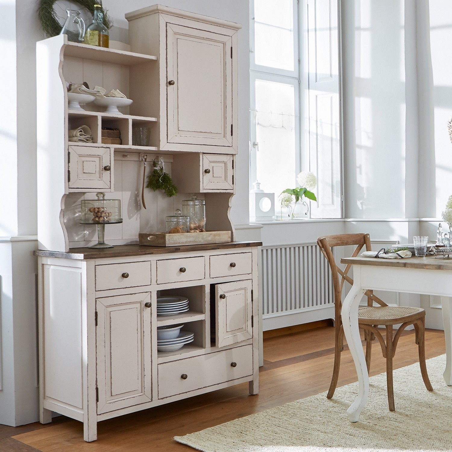 Buffet Peteersham Buffet en bois crème avec tiroirs et étagères style vintage pour salle à manger