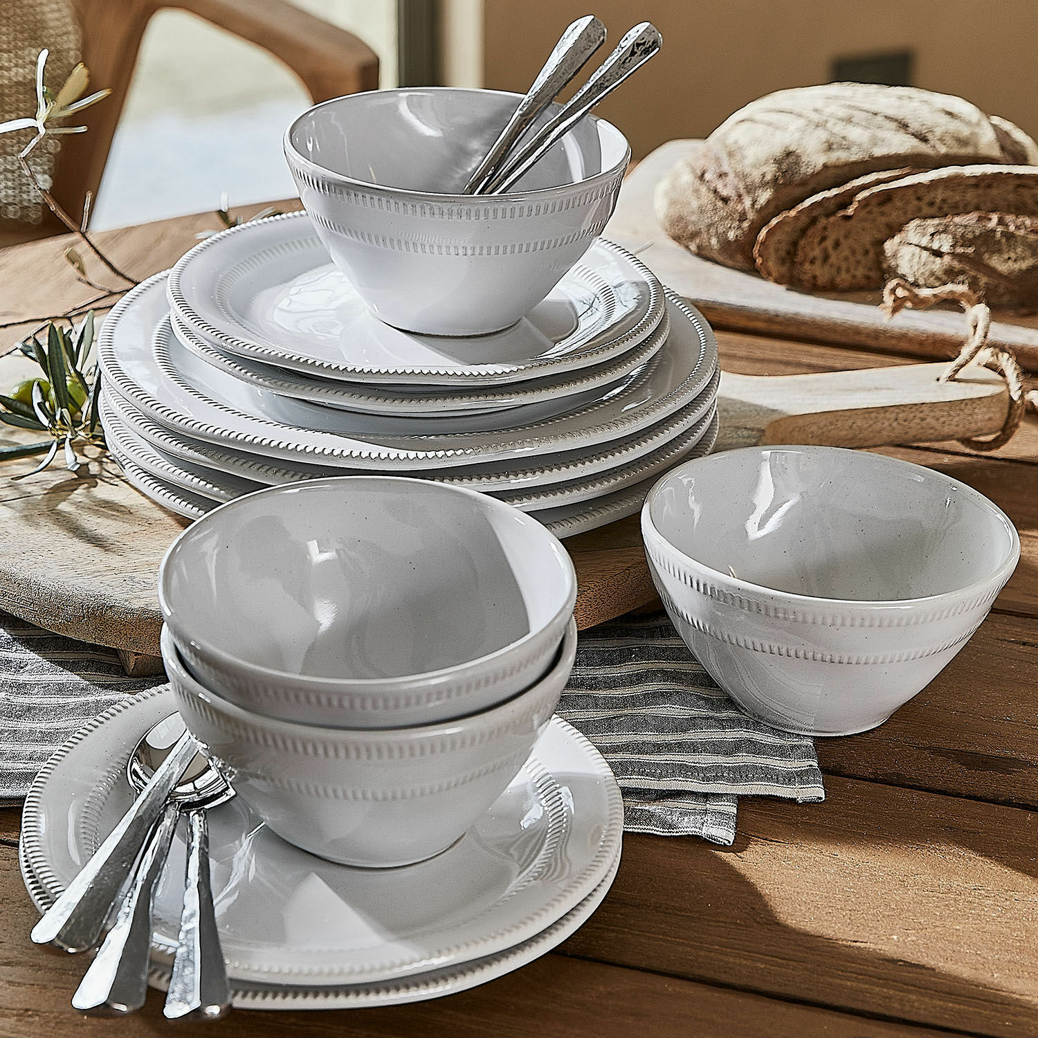 Servies set van 12 Alentejo