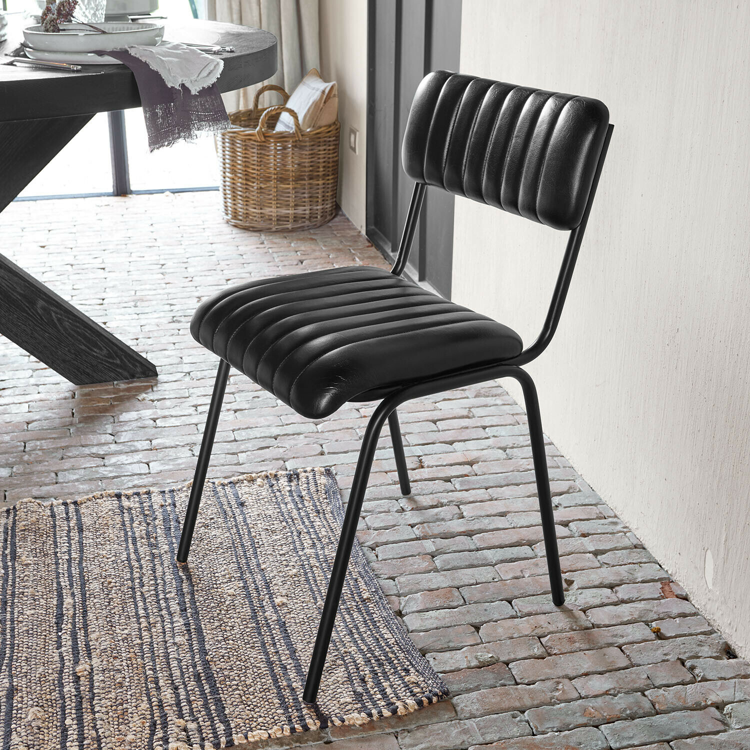 Chaise Jolivon