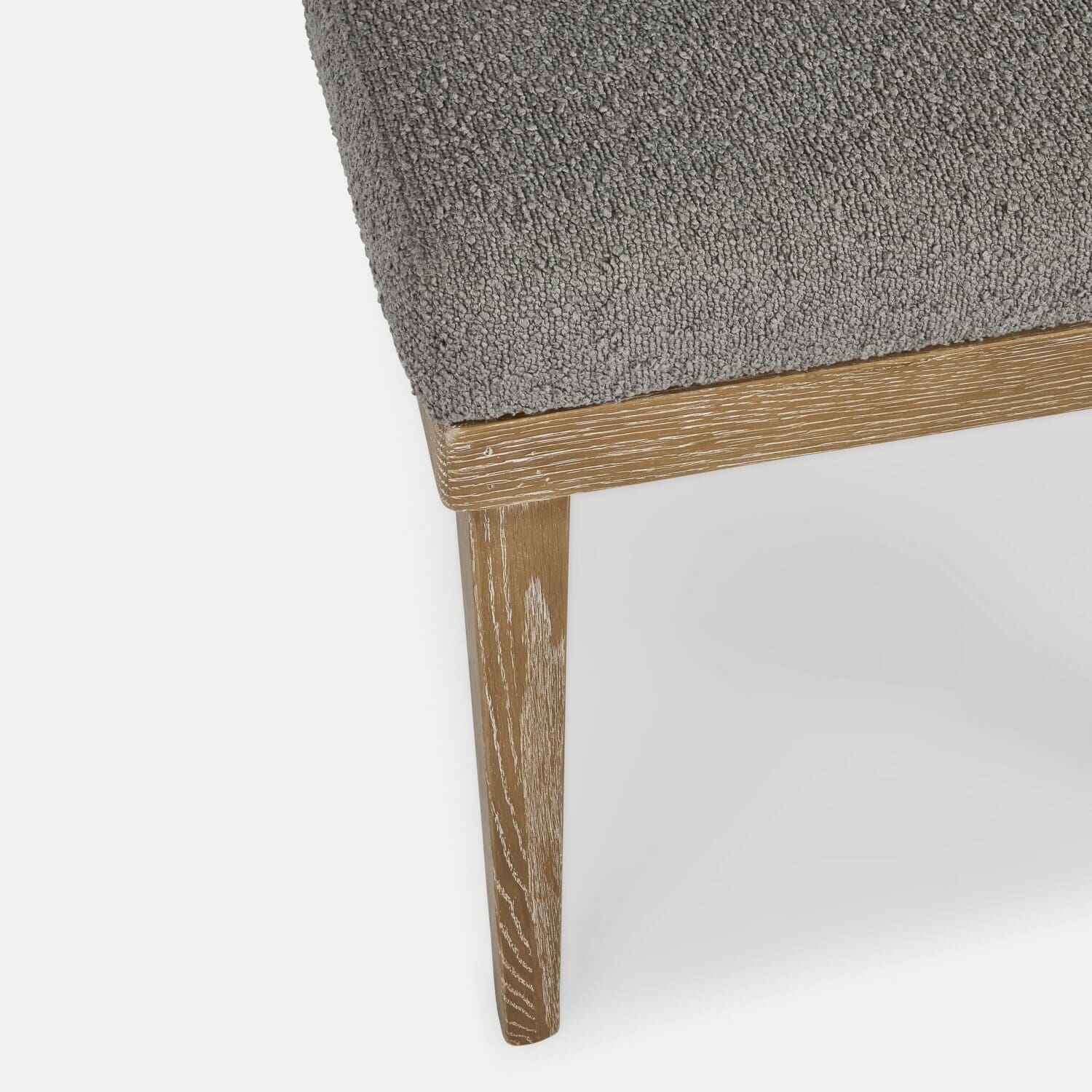 Chaise Fairwyn