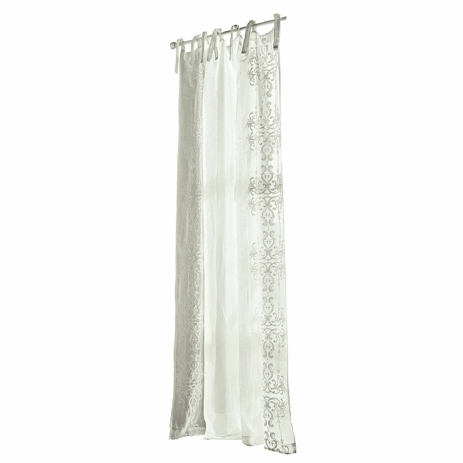 Rideau blanc en tissu léger avec motif délicat, parfait pour la décoration de fenêtres élégante
