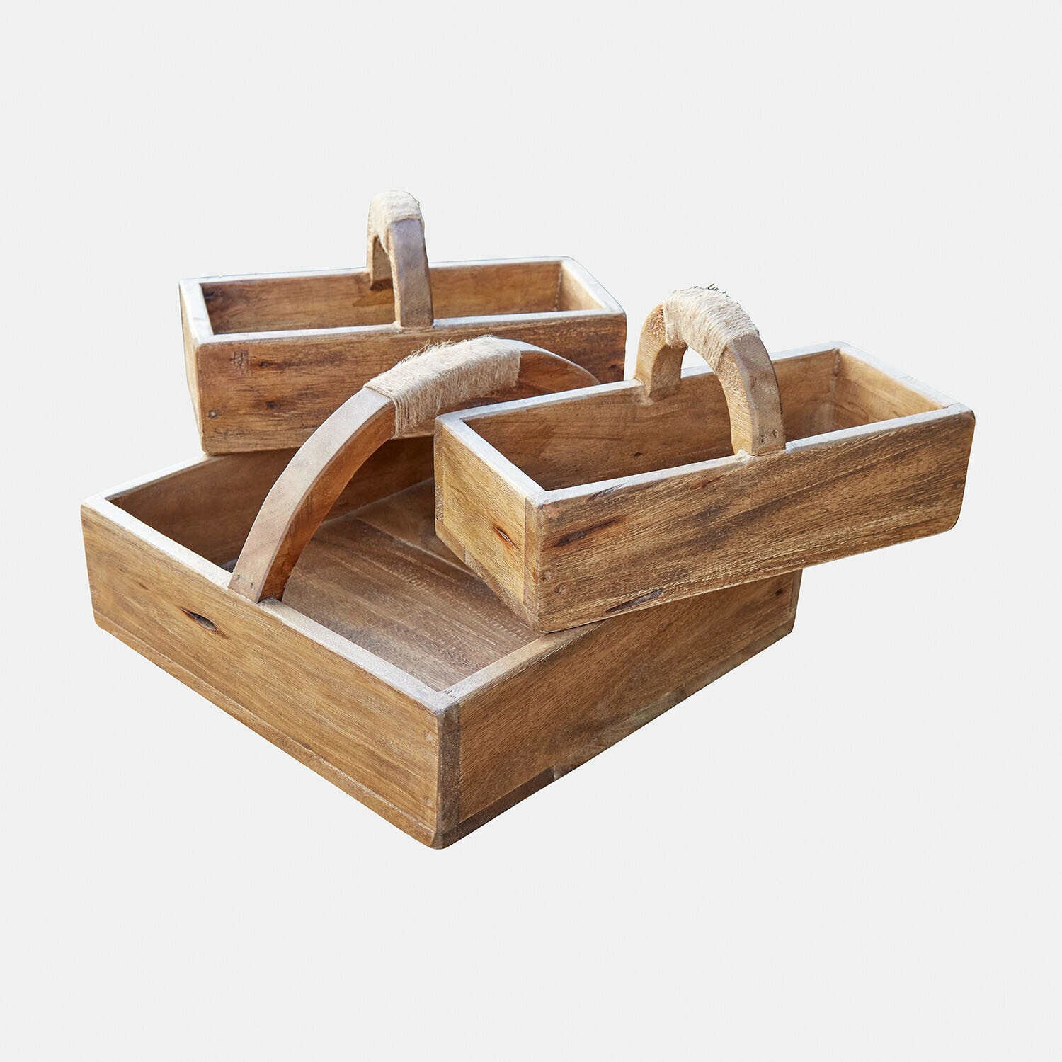 Lot de 3 caisses en bois Nettleby Ensemble de trois plateaux en bois avec poignées enveloppées de corde, couleur bois naturel