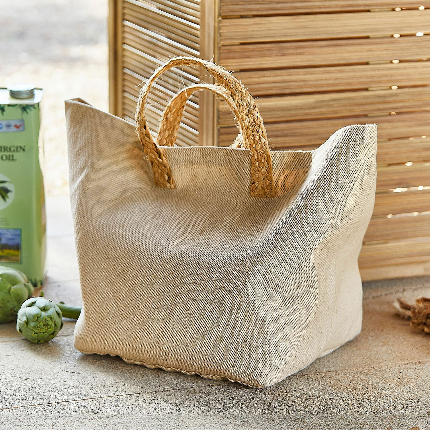 Tas Bexirov Beige stoffen tas met gevlochten handvatten van natuurlijk materiaal, praktische boodschappentas