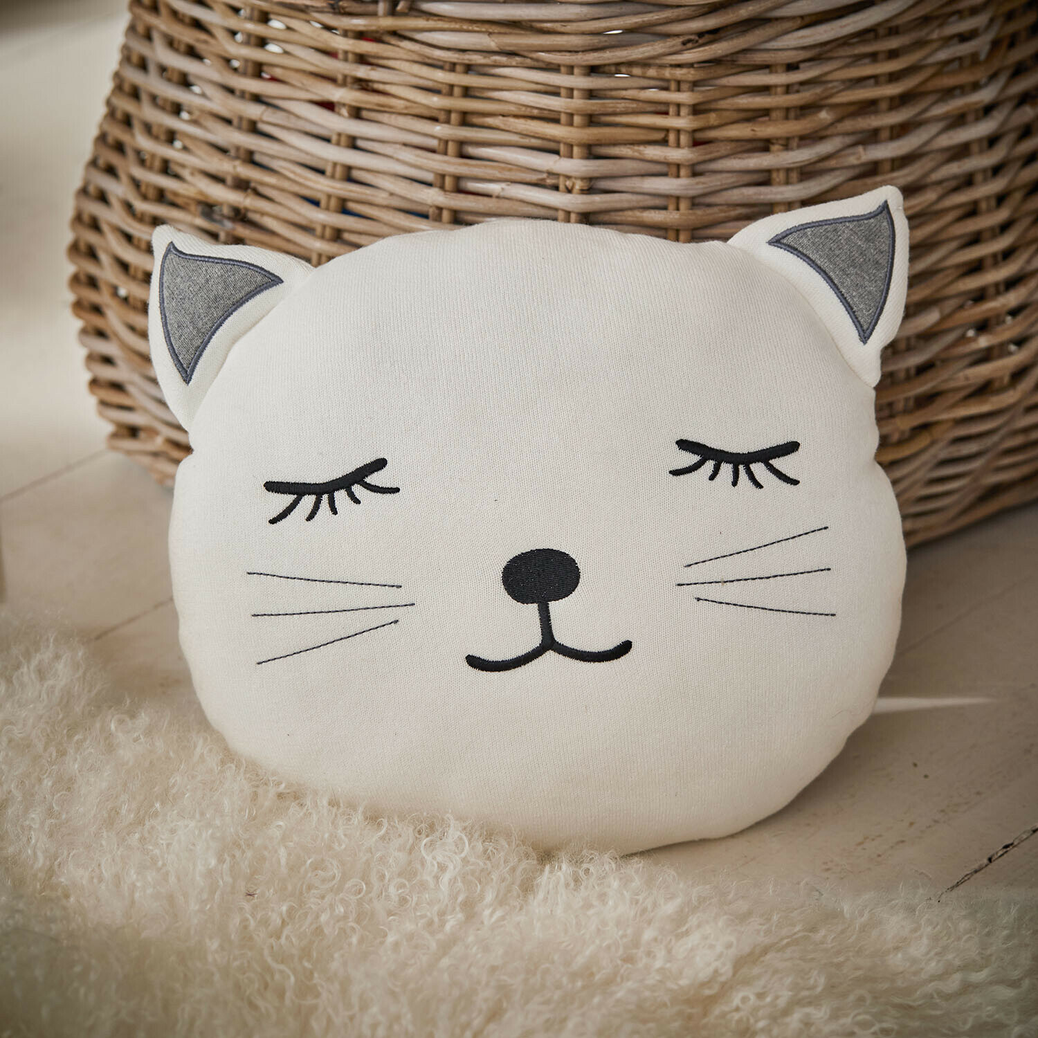 Coussin Junari Coussin décoratif blanc en forme de chat avec nez et yeux noirs brodés, coton doux pour salon