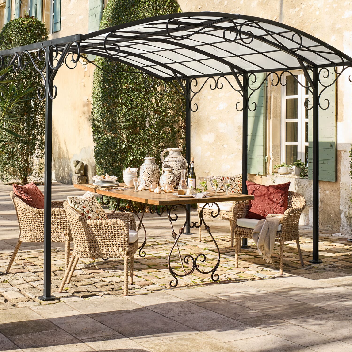 Table Delbridge