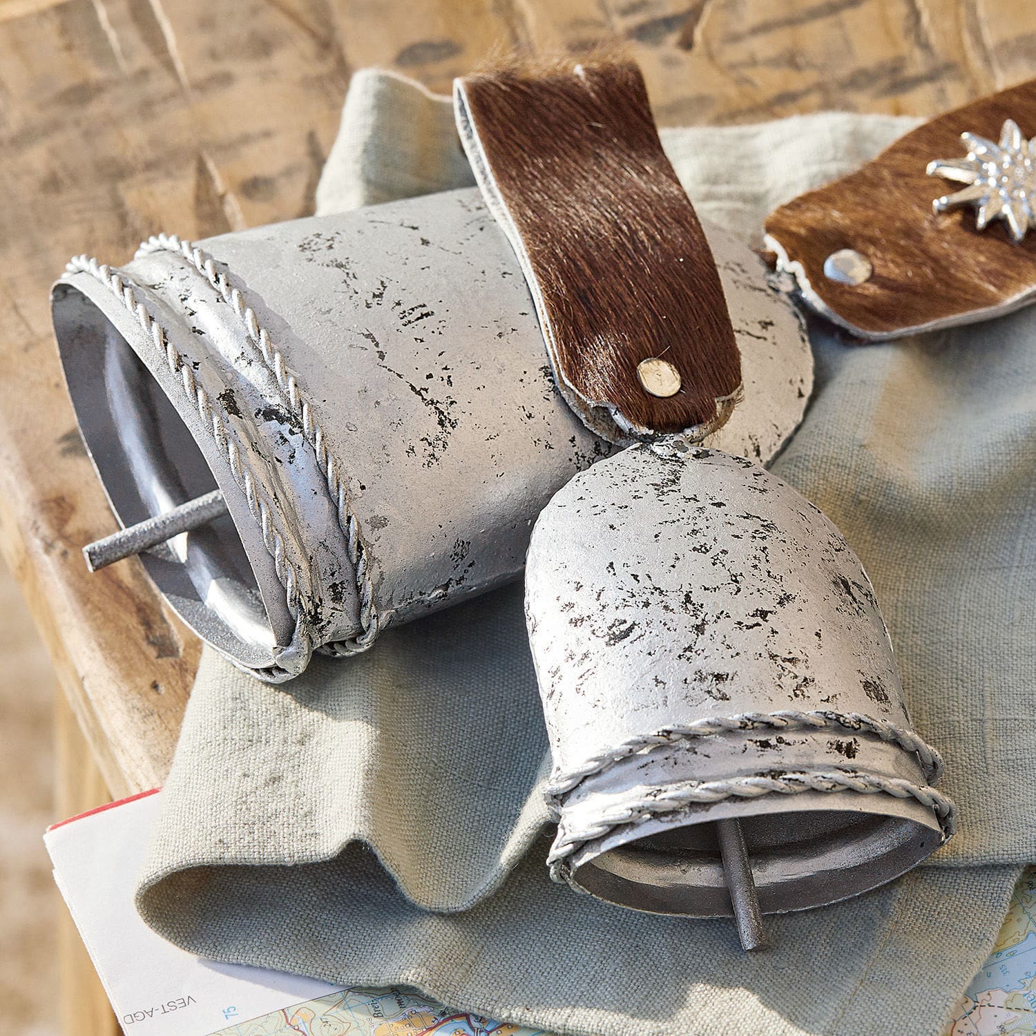 Lot de 2 cloches décoratives Tevli