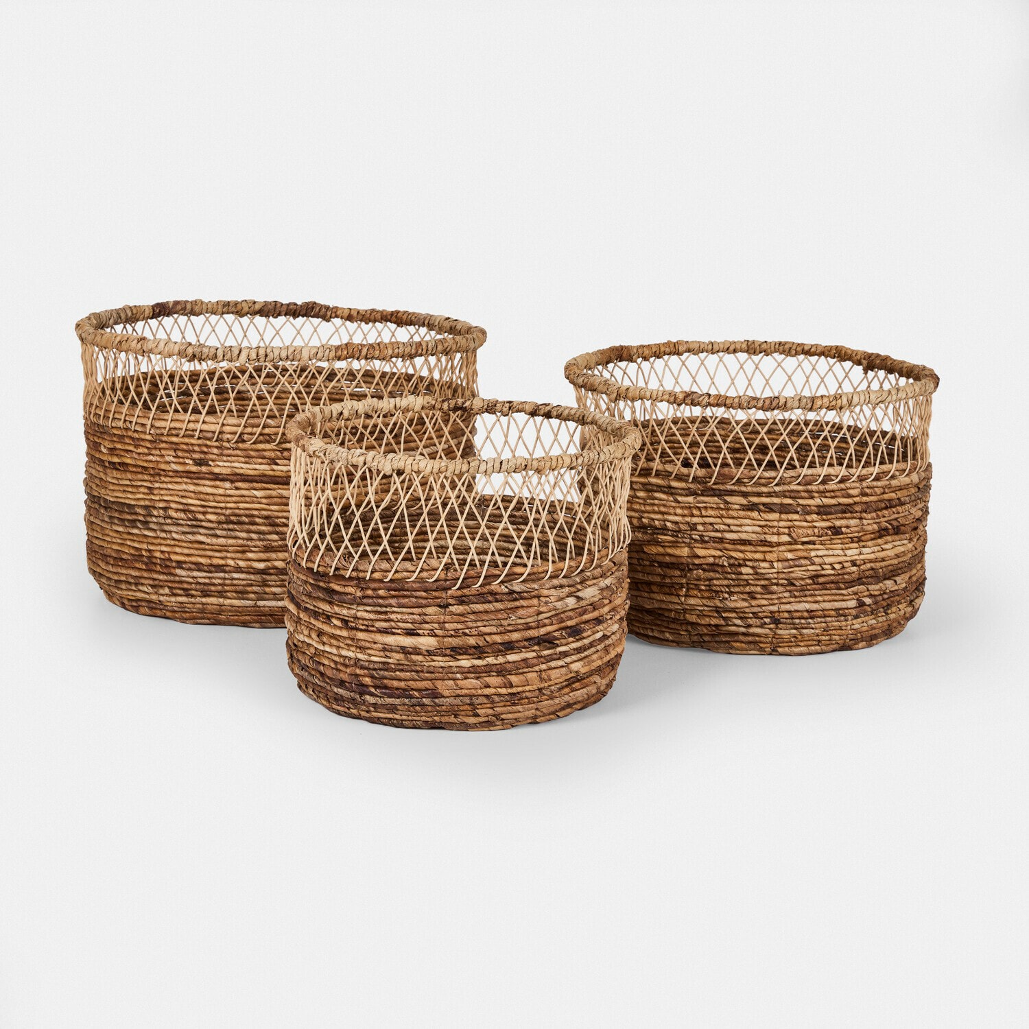 Mand set van 3 Wynlea Set van drie ronde manden van natuurlijk bruin rattan voor praktische en decoratieve opslag