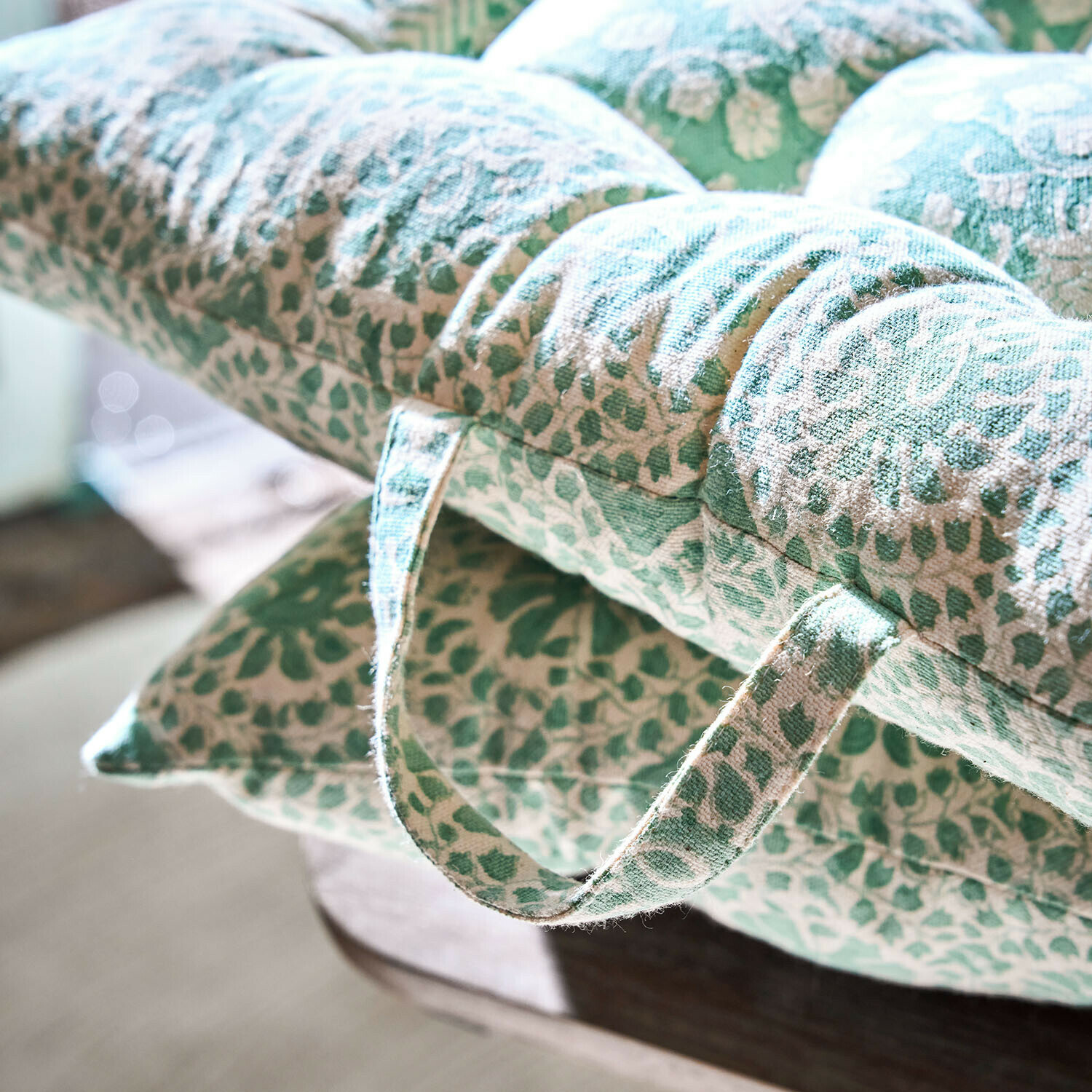 Lot de 2 coussins d’assise Fleuronnes