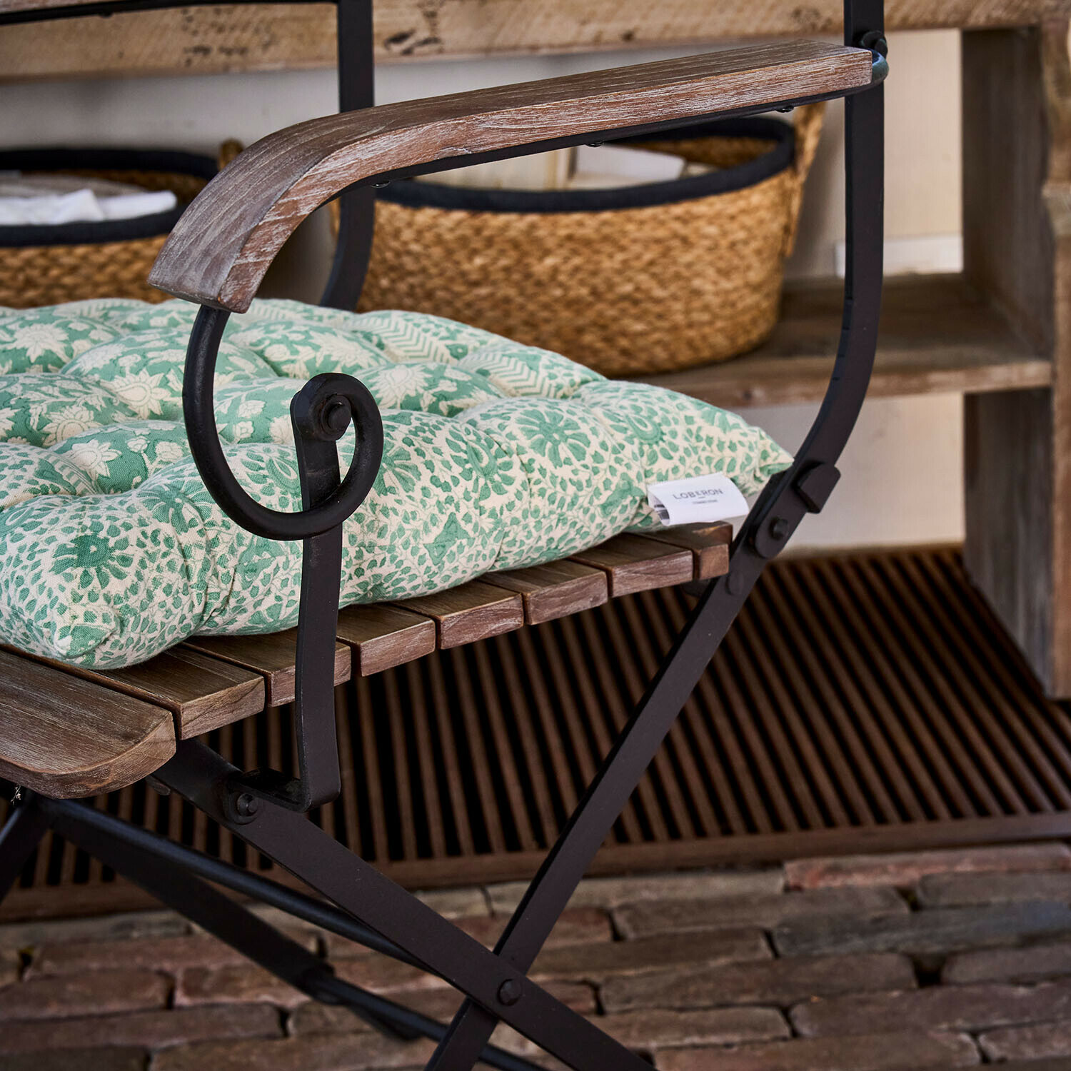 Chaise Arémont