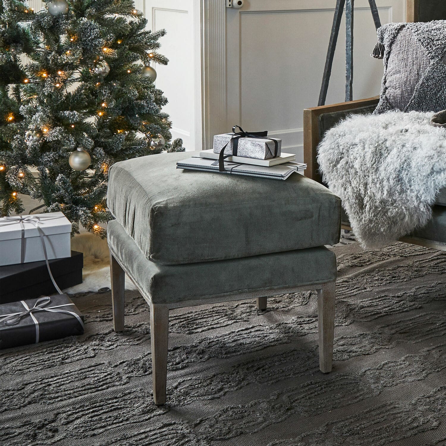 Hocker Micoud
