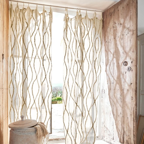 Transparante gordijnen met beige vlechtpatroon, natuurlijke boho raamdecoratie