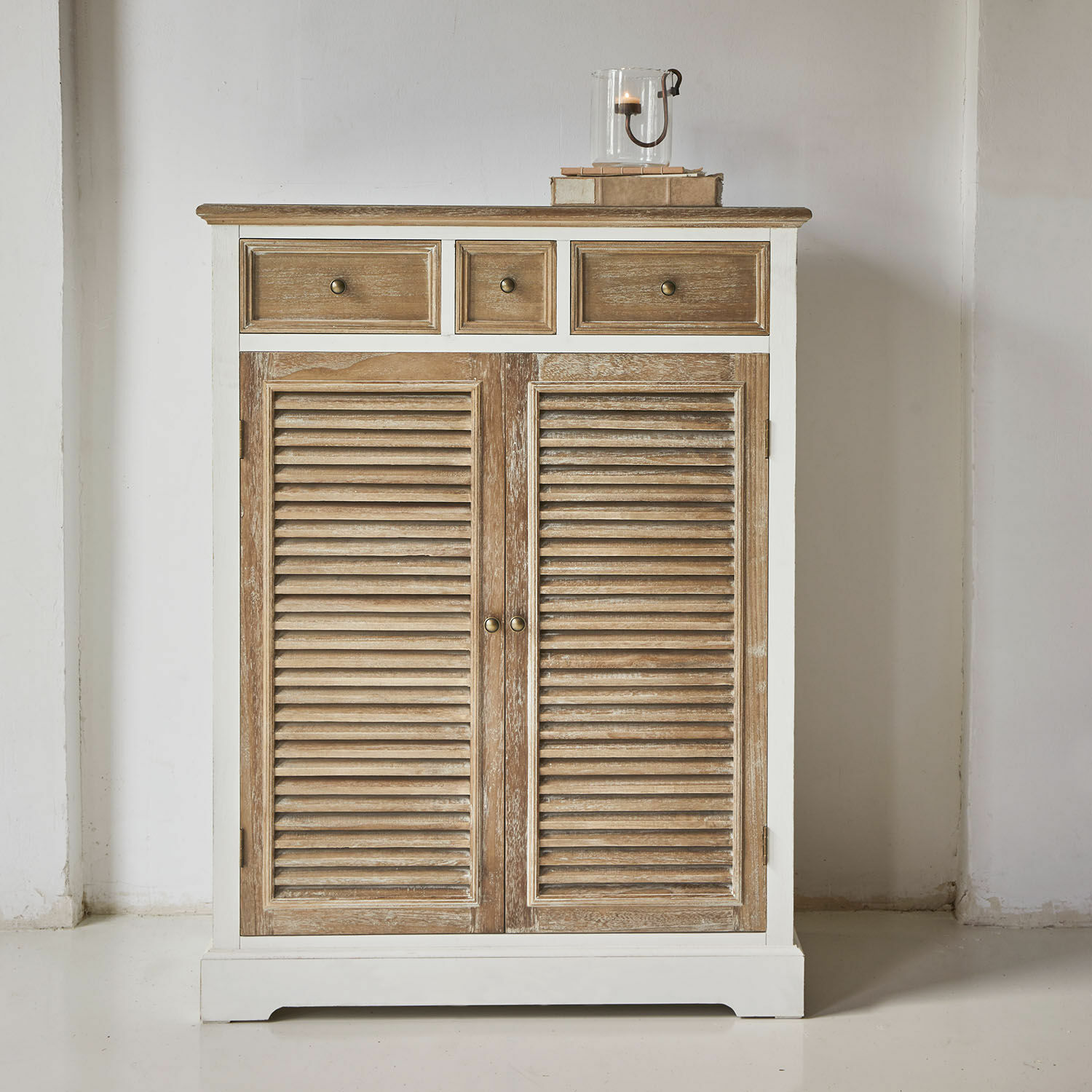 Commode Lourmante