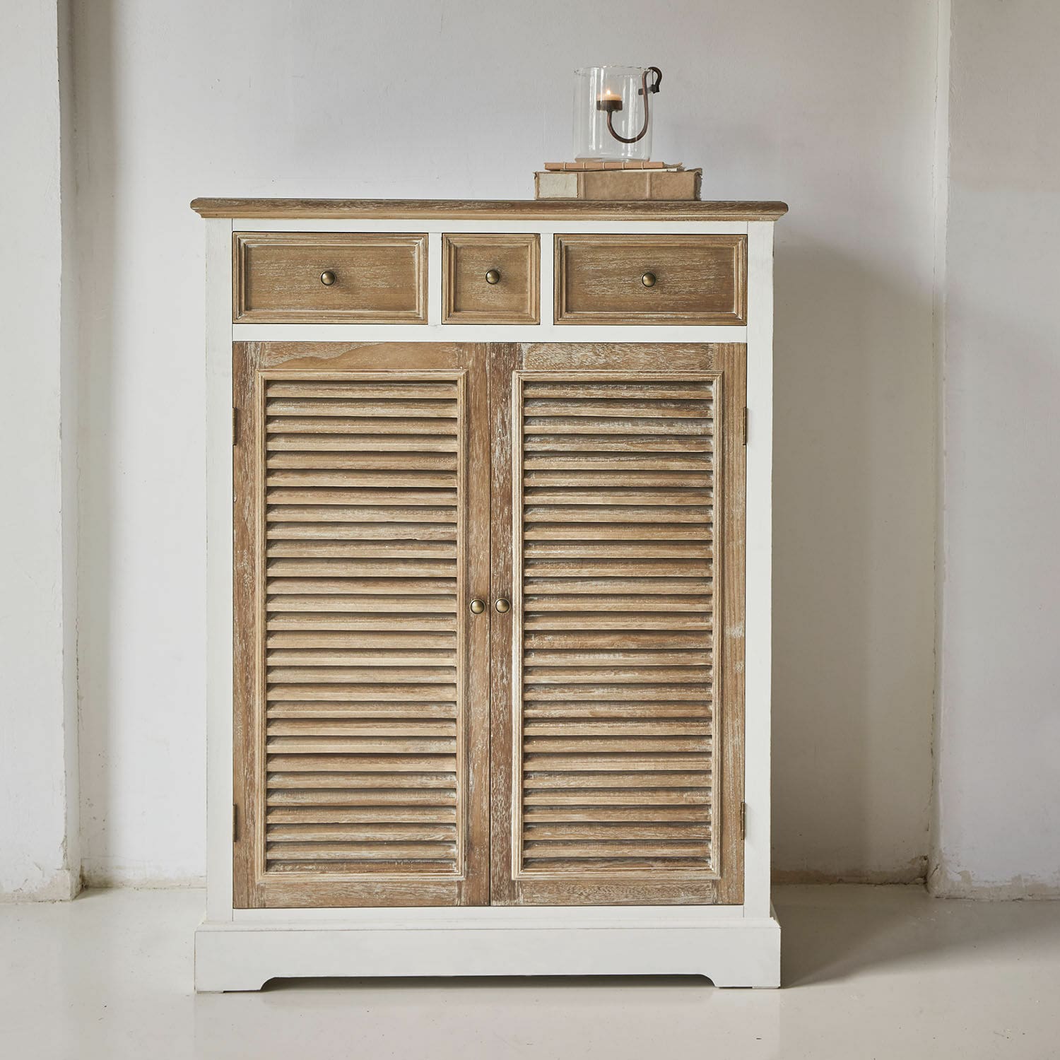 Commode Lourmante