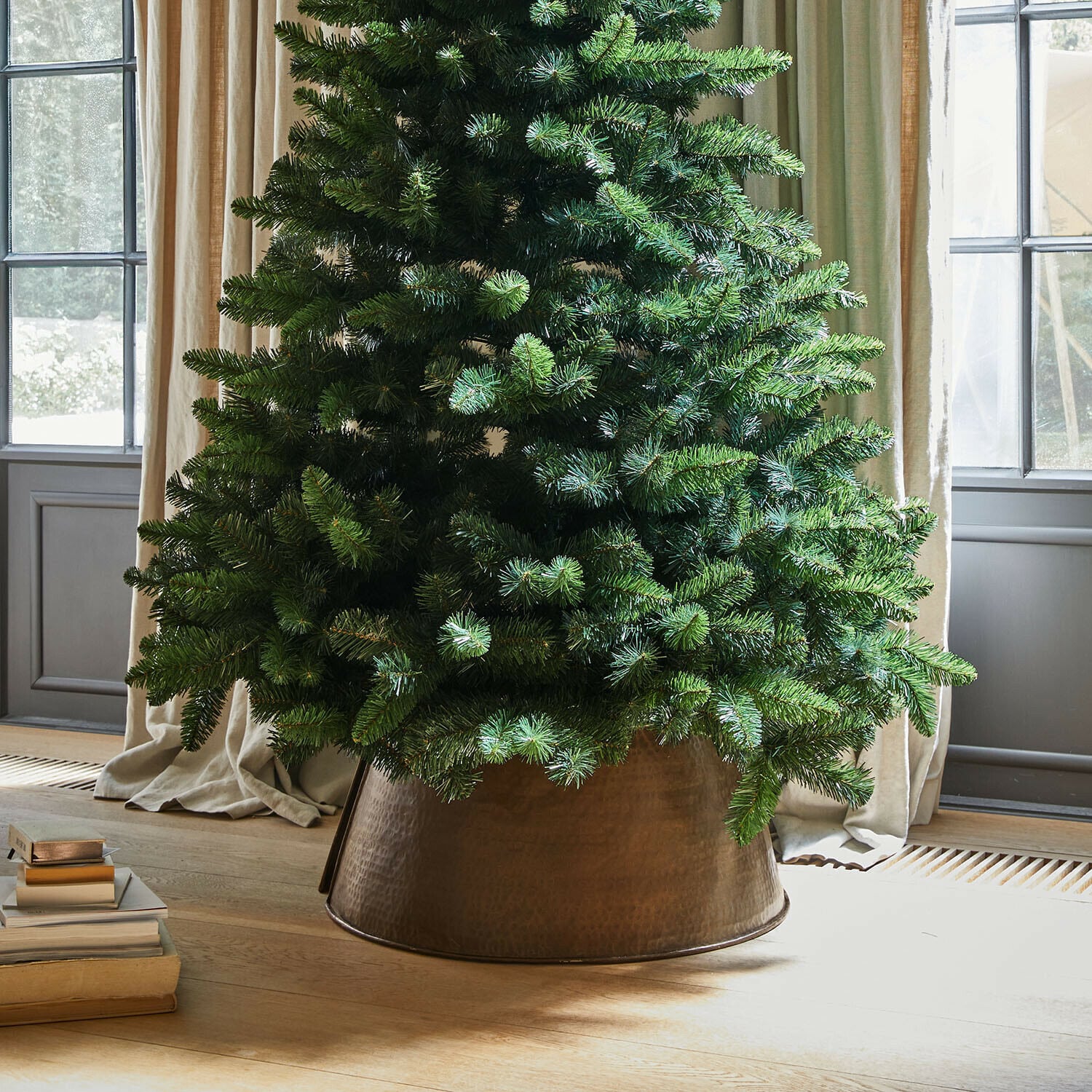 Bordure de l"arbre de Noël Omeyra