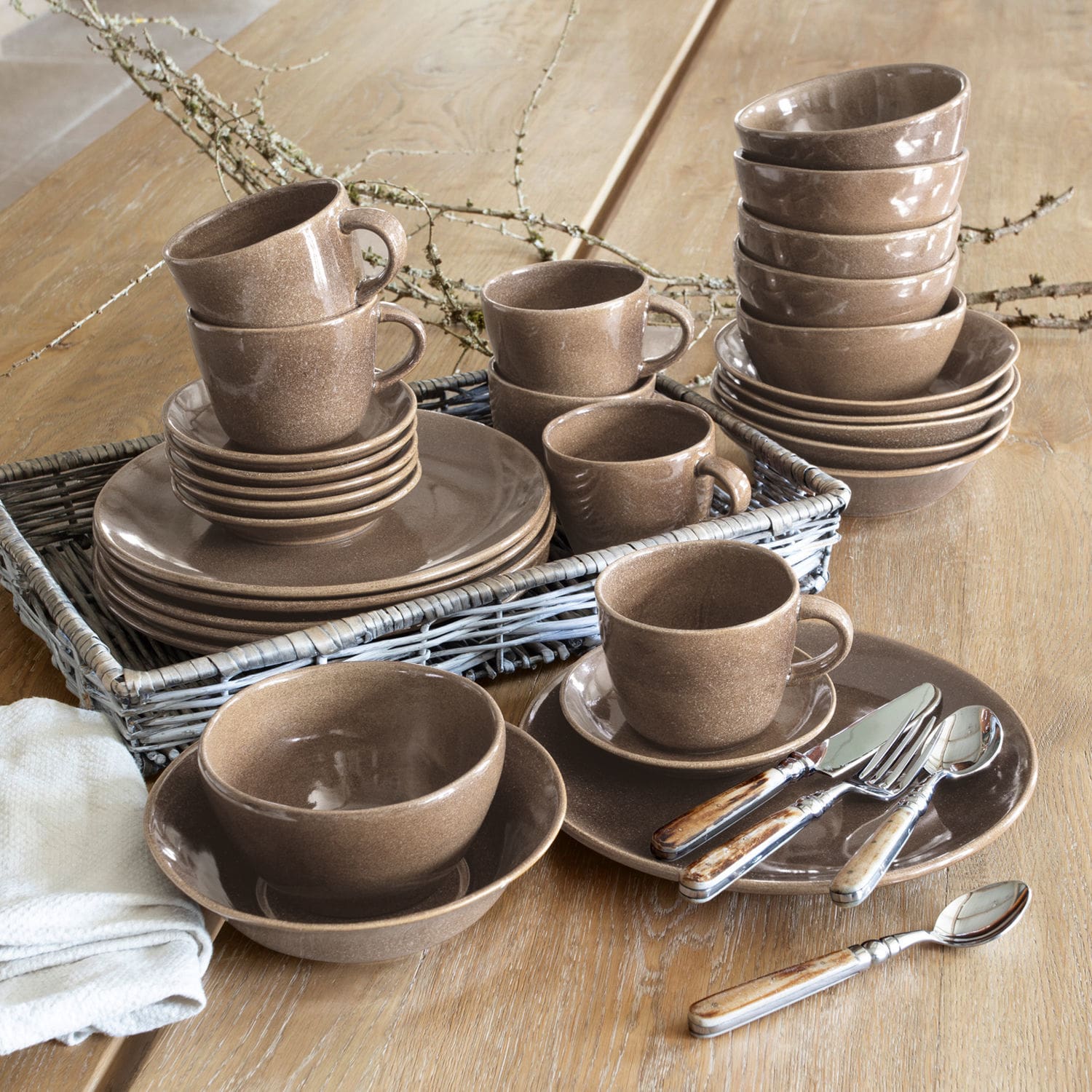 Servies set van 30 Talvis